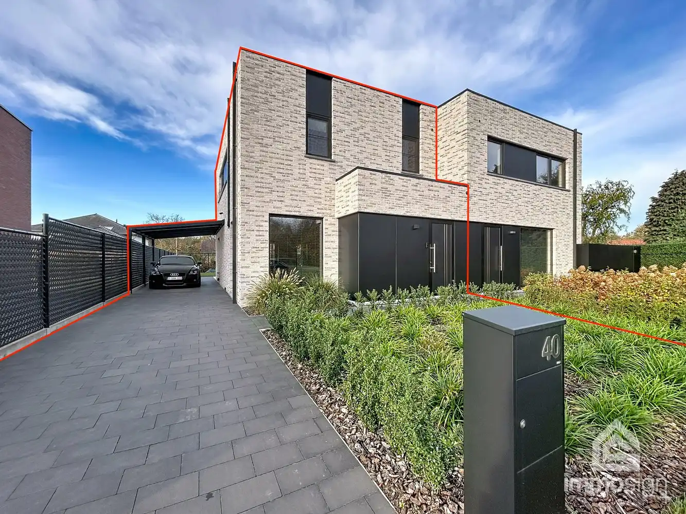 Instapklare, moderne gezinswoning in jonge, rustige buurt te Peer voorzien van tal van troeven foto {{pictureIndex}}