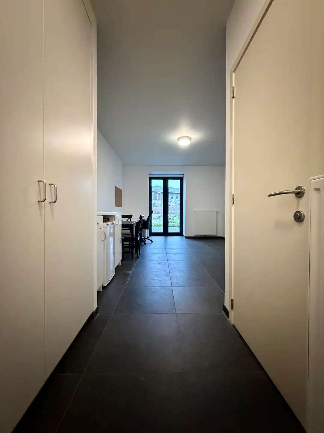 Energiezuinige, gelijkvloerse studio met parkeerplaats foto 6