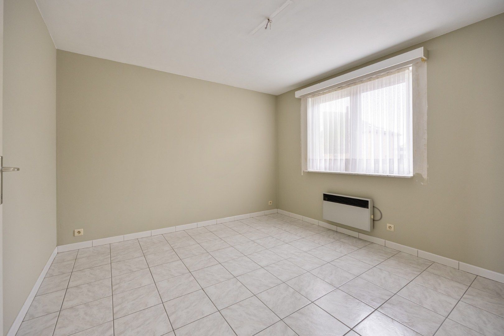 Praktisch GELIJKVLOERS appartement te Lummen INCLUSIEF GARAGE foto 6