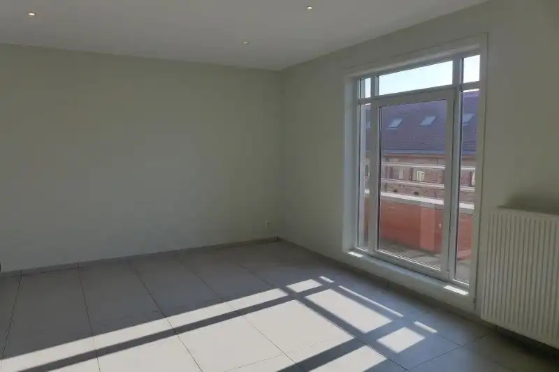 Appartement te huur foto 11