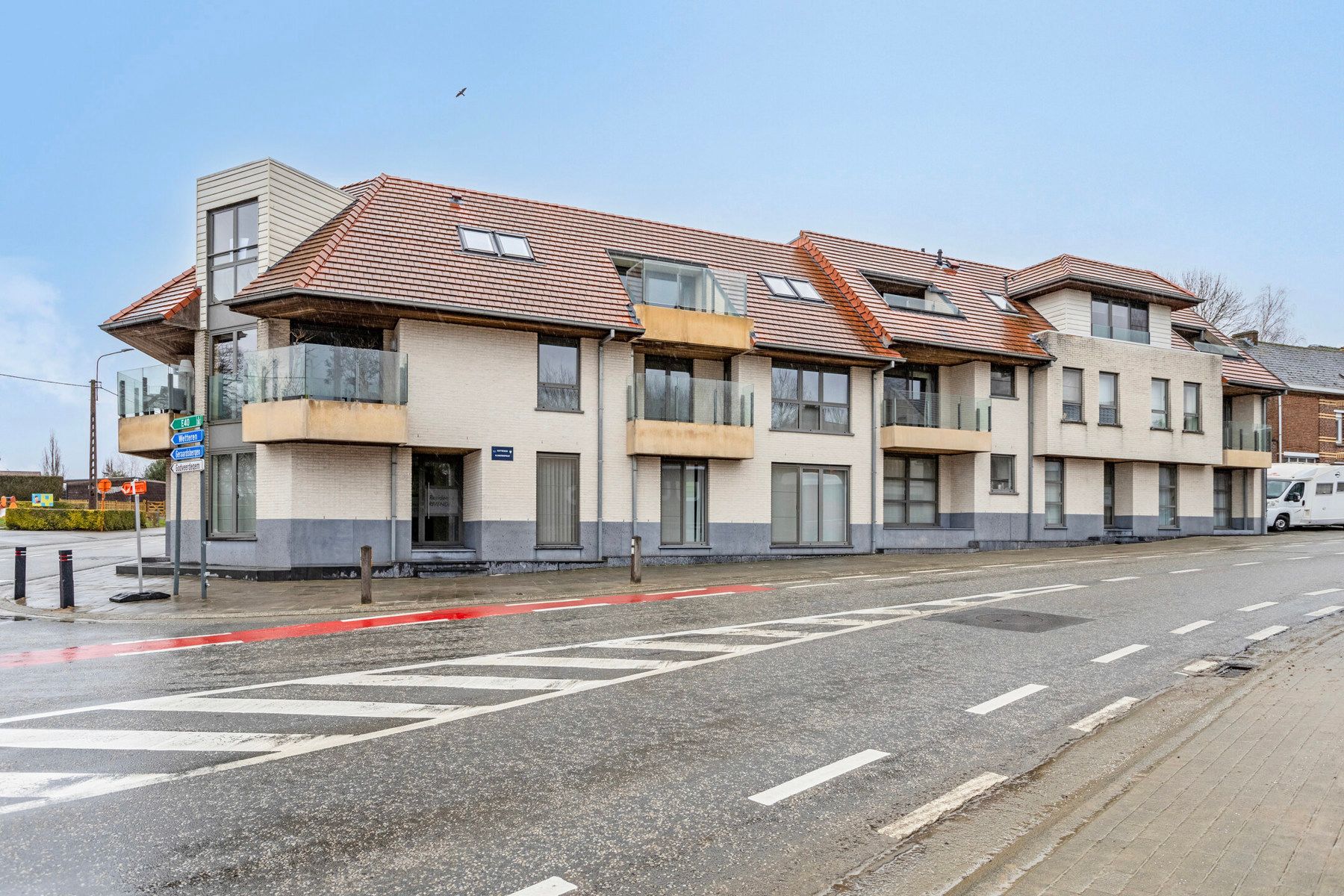 Appartement te koop foto {{pictureIndex}}