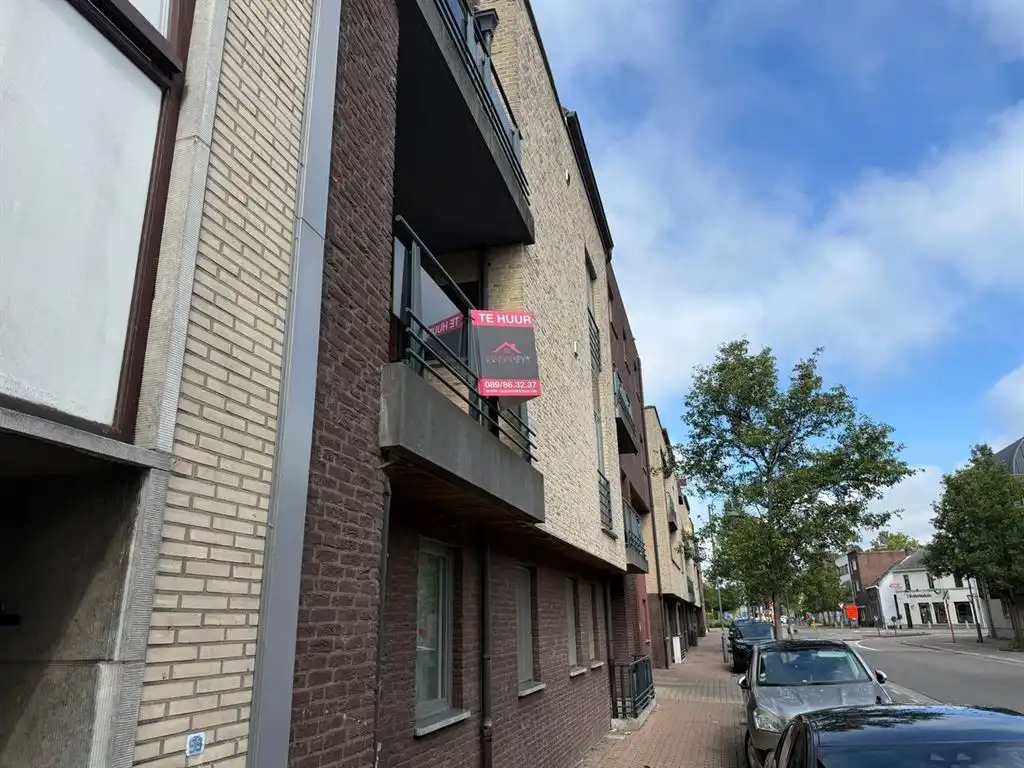 Appartement te huur Koning Albertlaan 61/11 - 3680 MAASEIK
