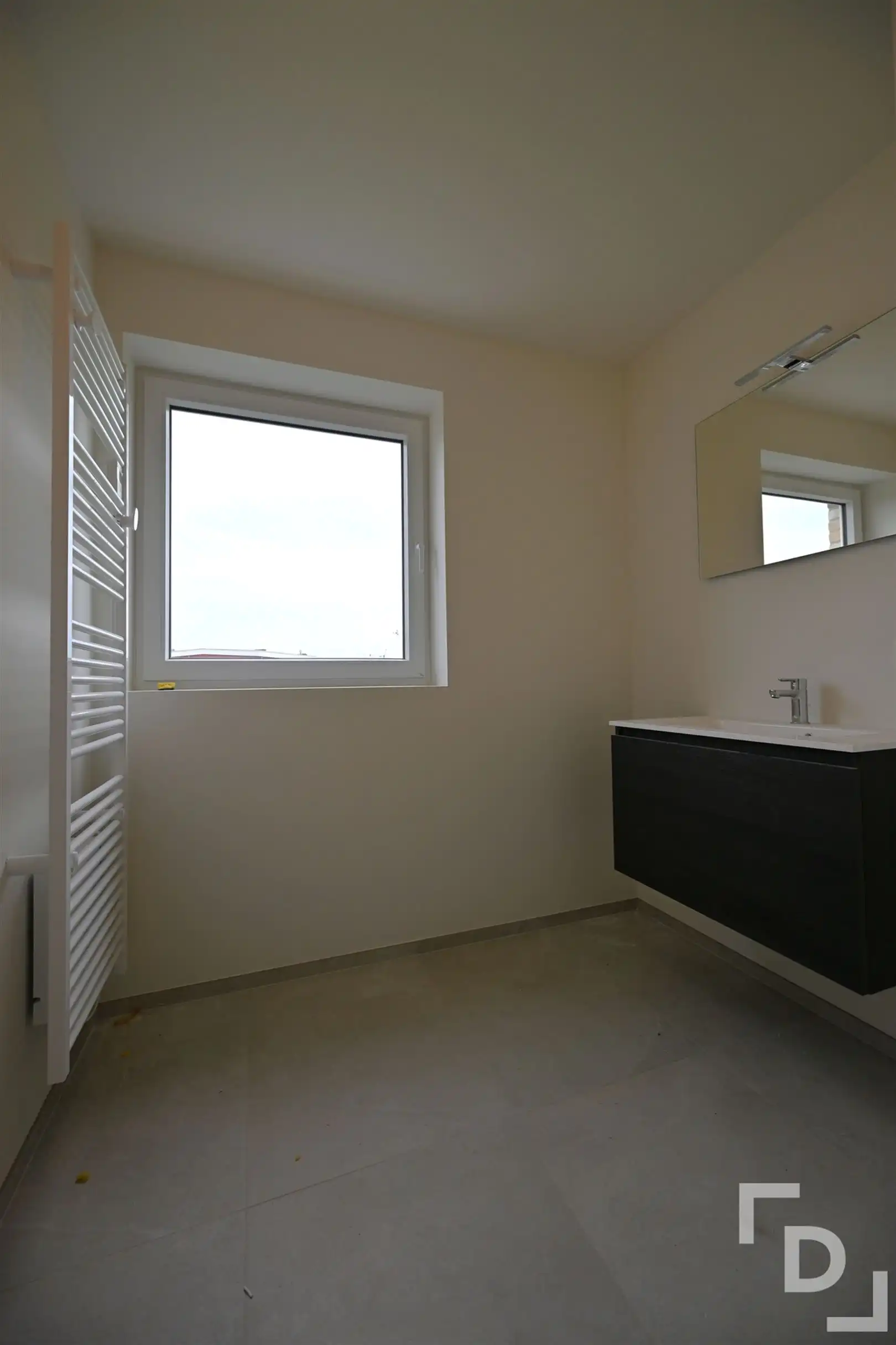 Afgewerkte nieuwbouwwoning te huur in hartje Proven. foto 9