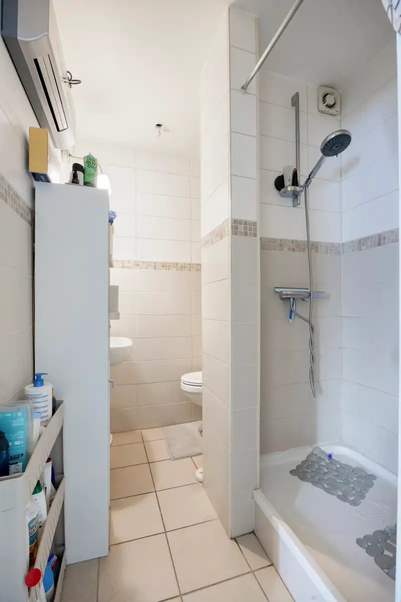 2-slaapkamerappartement met terras, garage en kelder foto 13