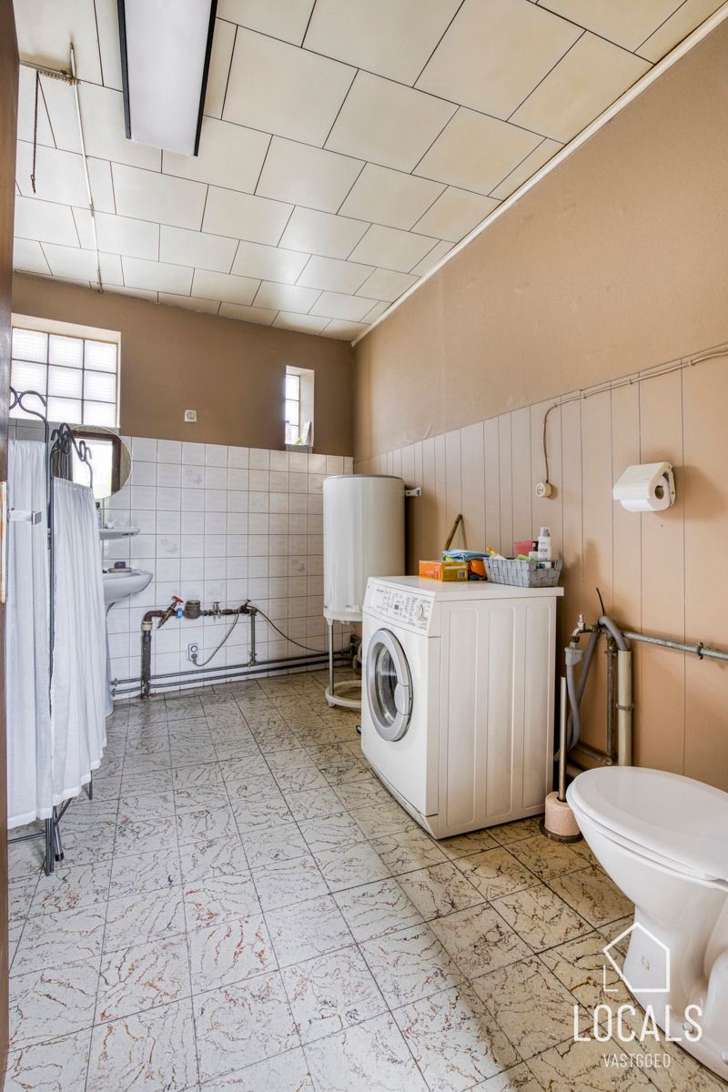 Landelijke hoeve te Denderwindeke foto 4