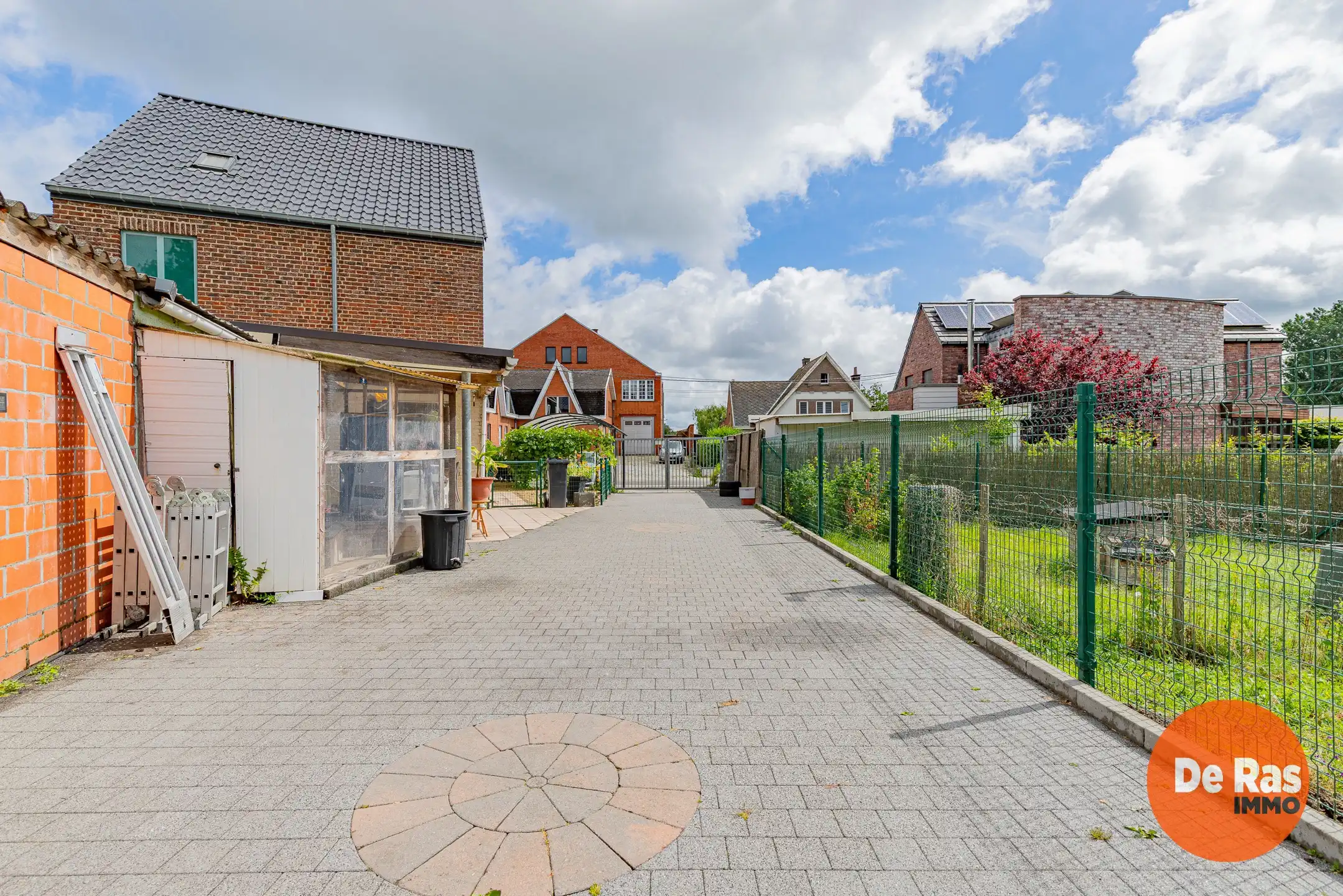 DENDERHOUTEM - Op te frissen woning op uitstekende locatie foto 18