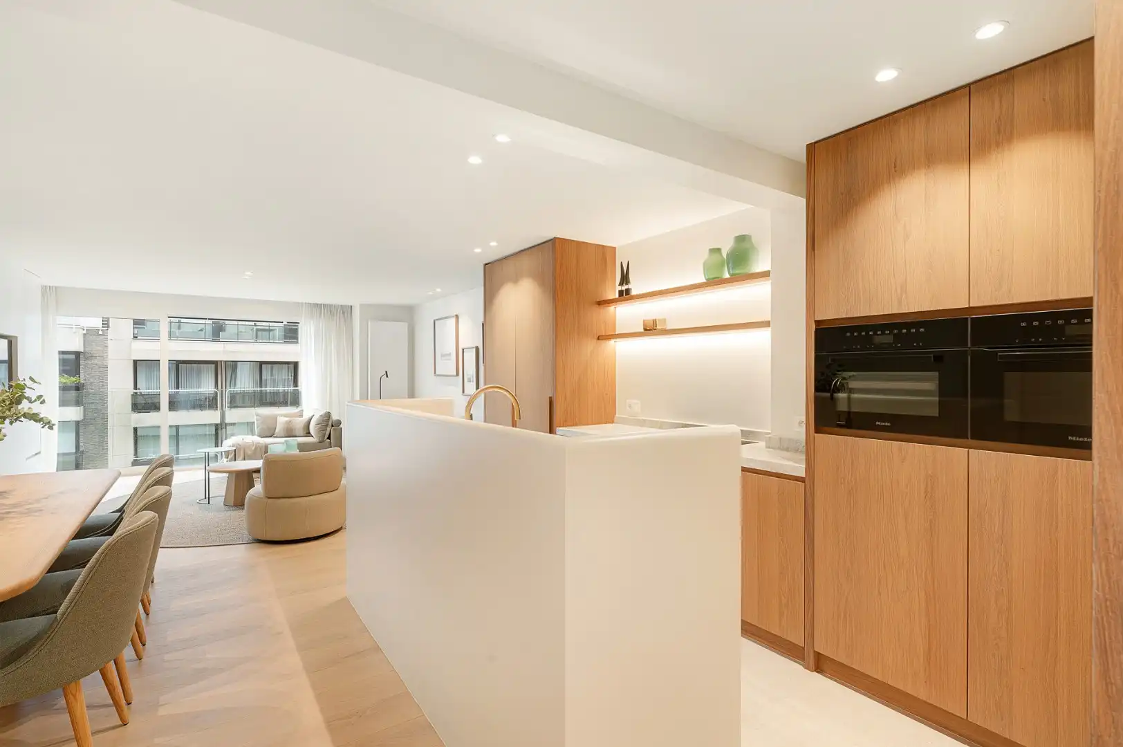 Res. Orfeo – Ruim en volledig gerenoveerd appartement met 3 slaapkamers foto 10