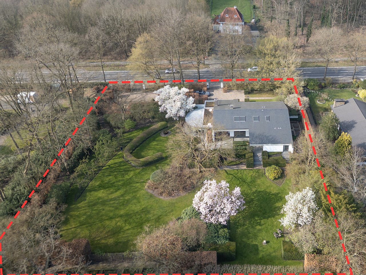Ruime en exclusieve villa met 5 slaapkamers op perceel van 40 are foto 22