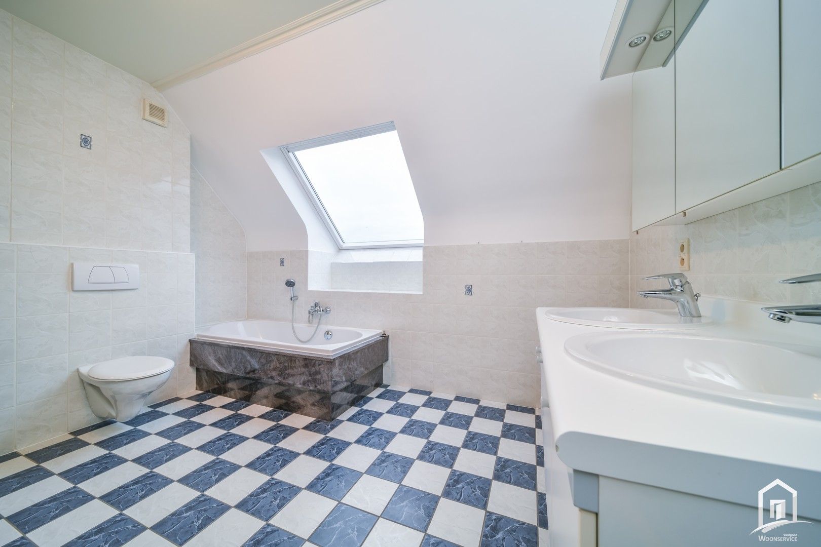 Gezellig en ruim duplex-appartement in centrum Aalst foto 17