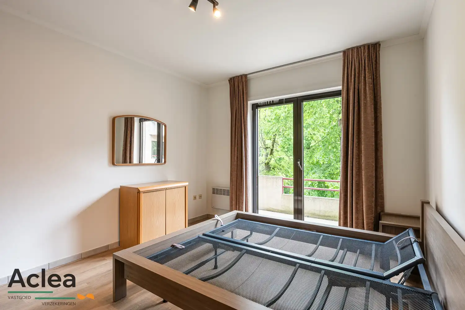 Ruim instapklaar appartement met 2 terrassen foto 17