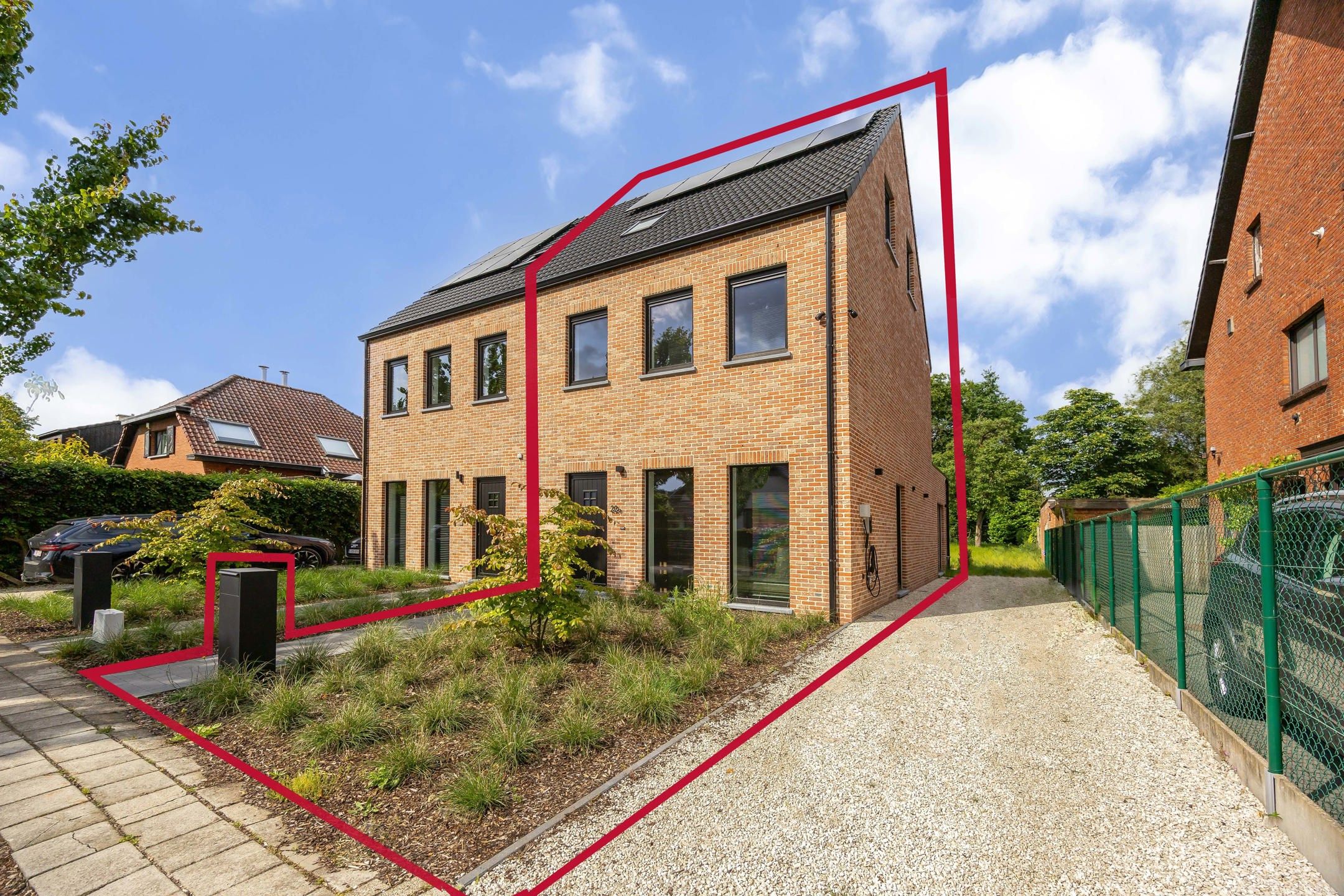 Stijlvolle energiezuinige woning met tuin in hartje Schilde foto 2