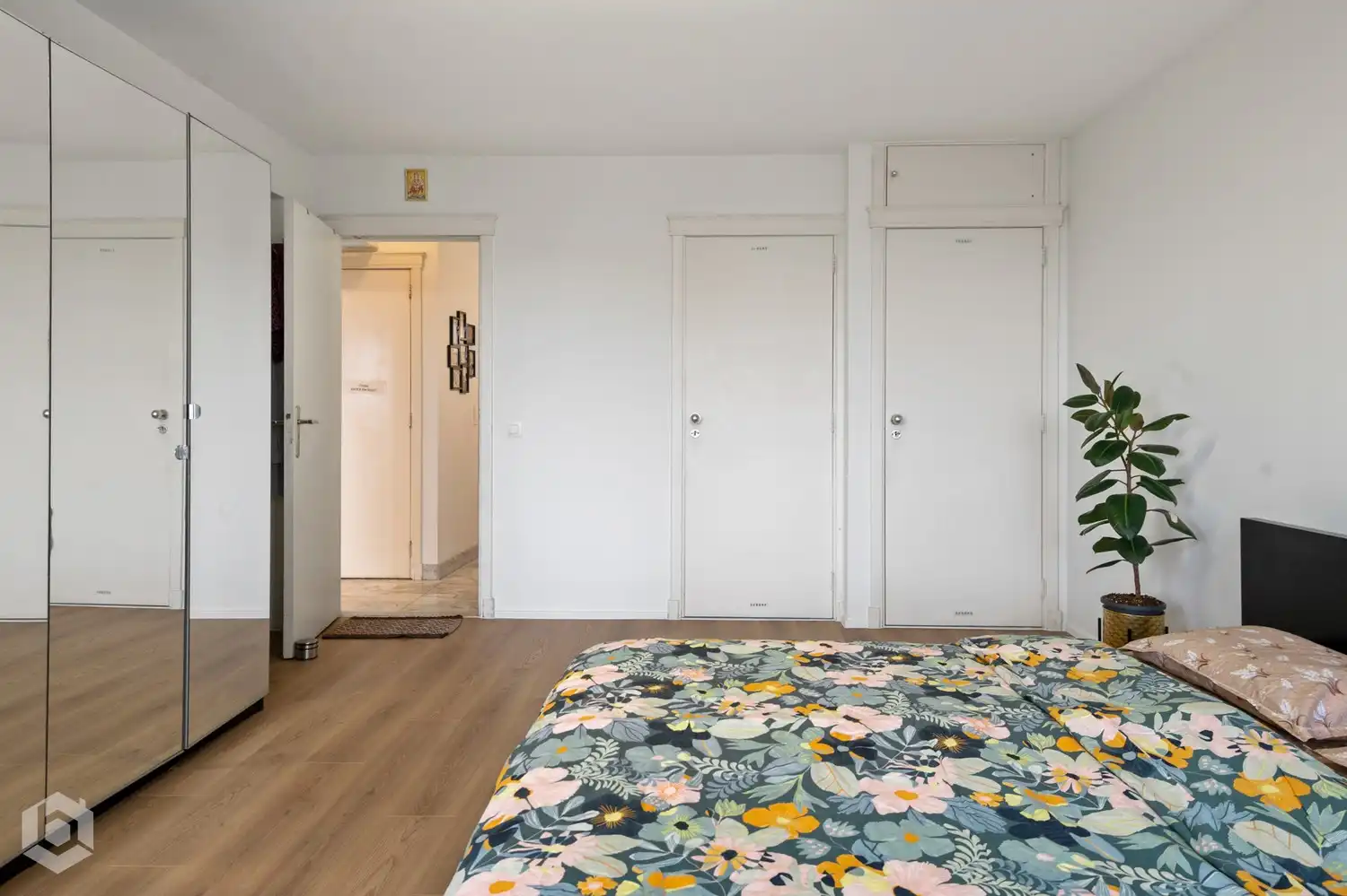 Appartement met 2 slaapkamers en dubbele terras met prachtig uitzicht op de binnenstad foto 7