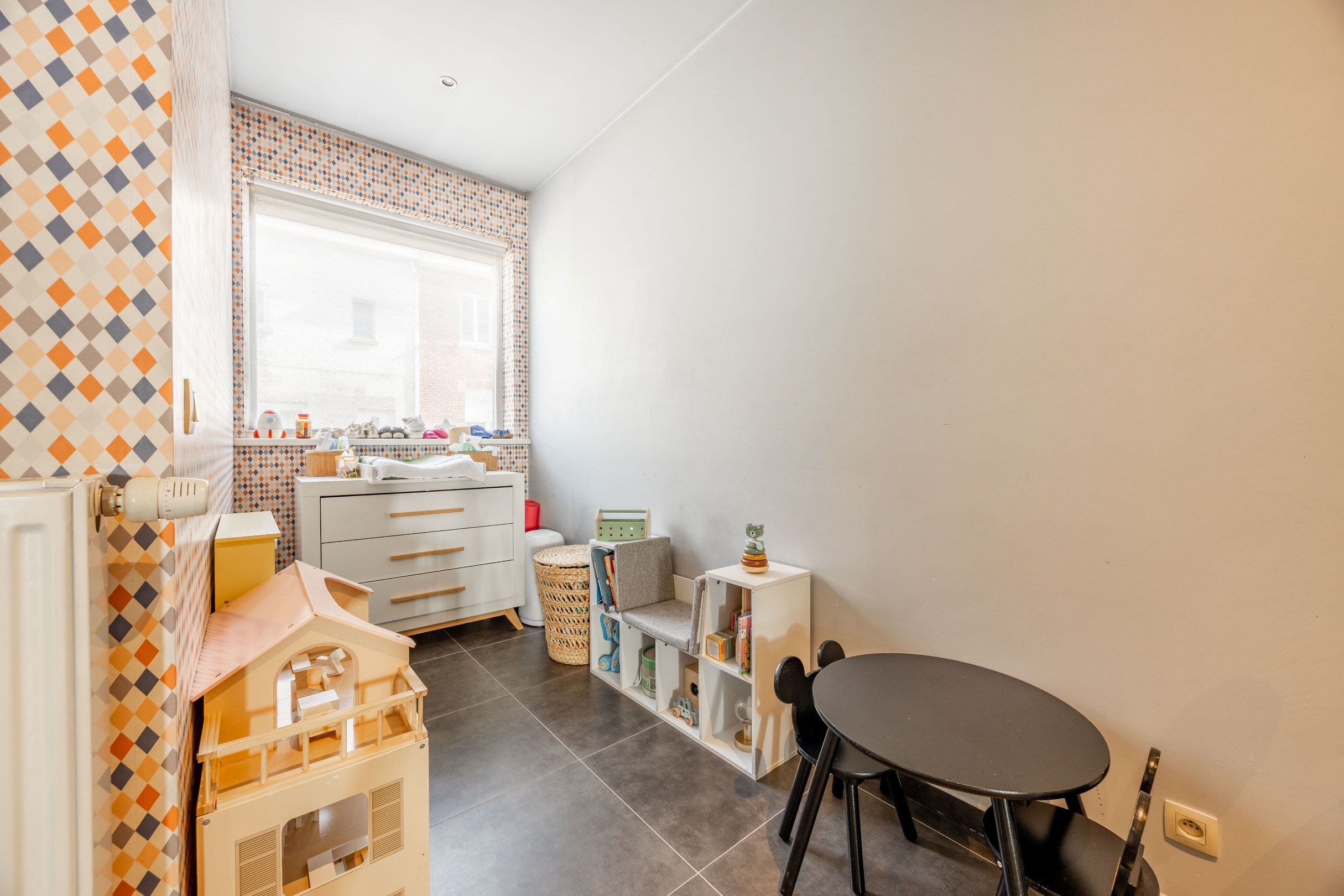 INSTAPKLARE GEZINSWONING MET GARAGE  foto 6
