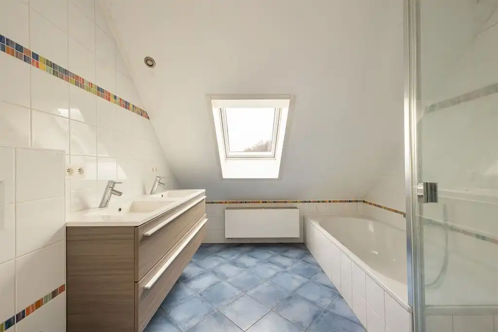 Langgevelhoeve op 3.593m² vlak bij het dorp van Schilde. foto 14