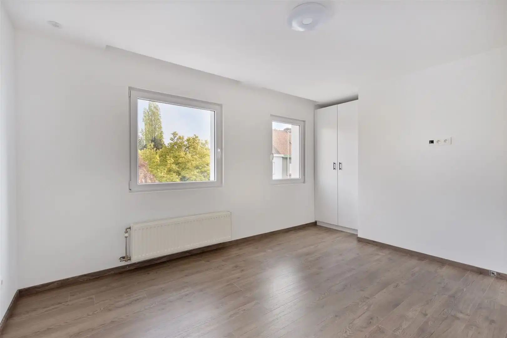 Volledig gerenoveerde instapkare woning ! foto 11