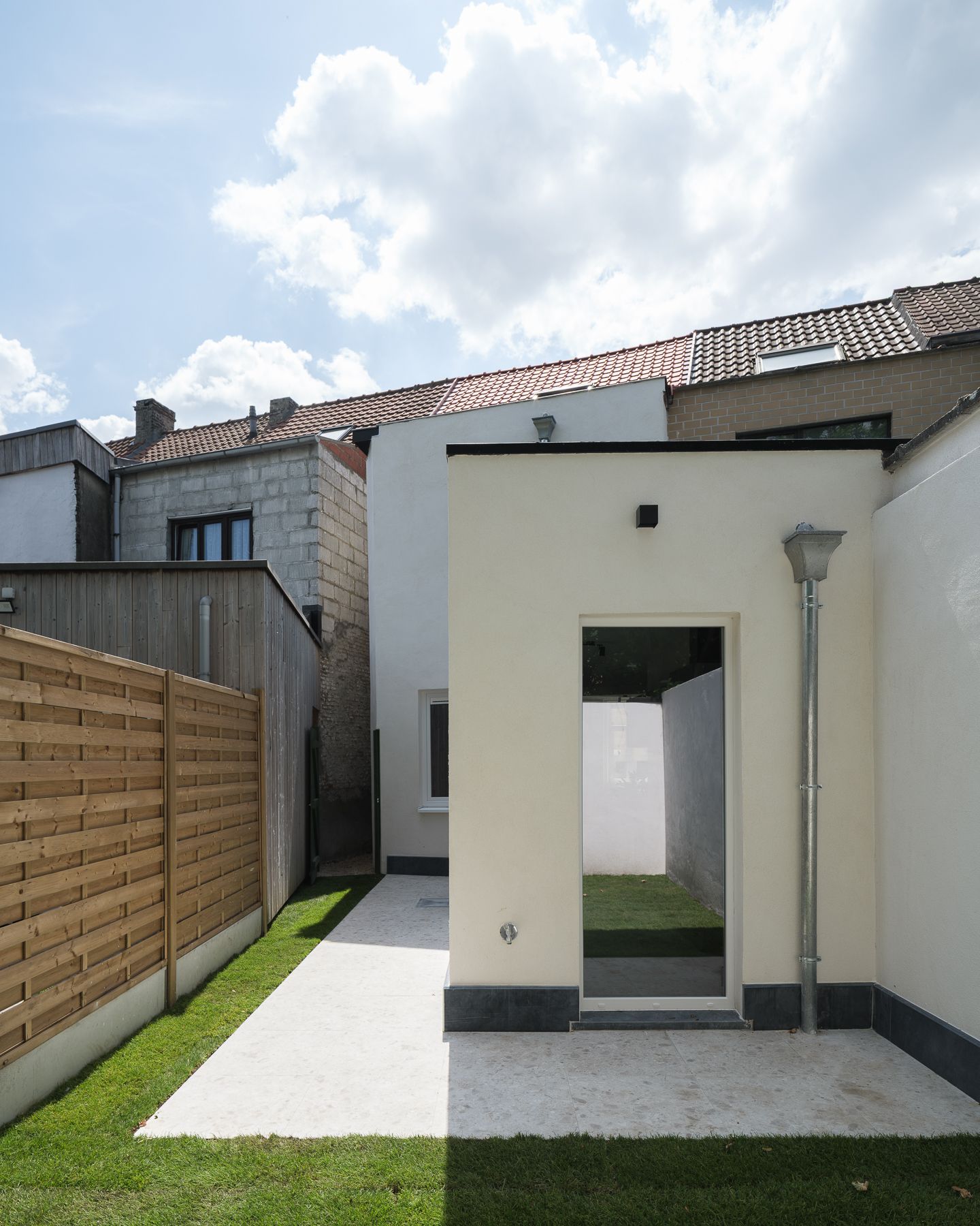 Instapklare en smaakvol gerenoveerde woning foto 10