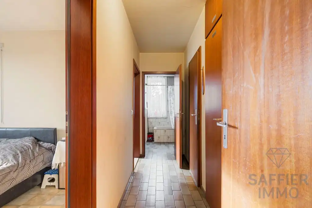 Ruim 2-slaapkamer appartement met zonnig terras op topligging in Roeselare foto 8