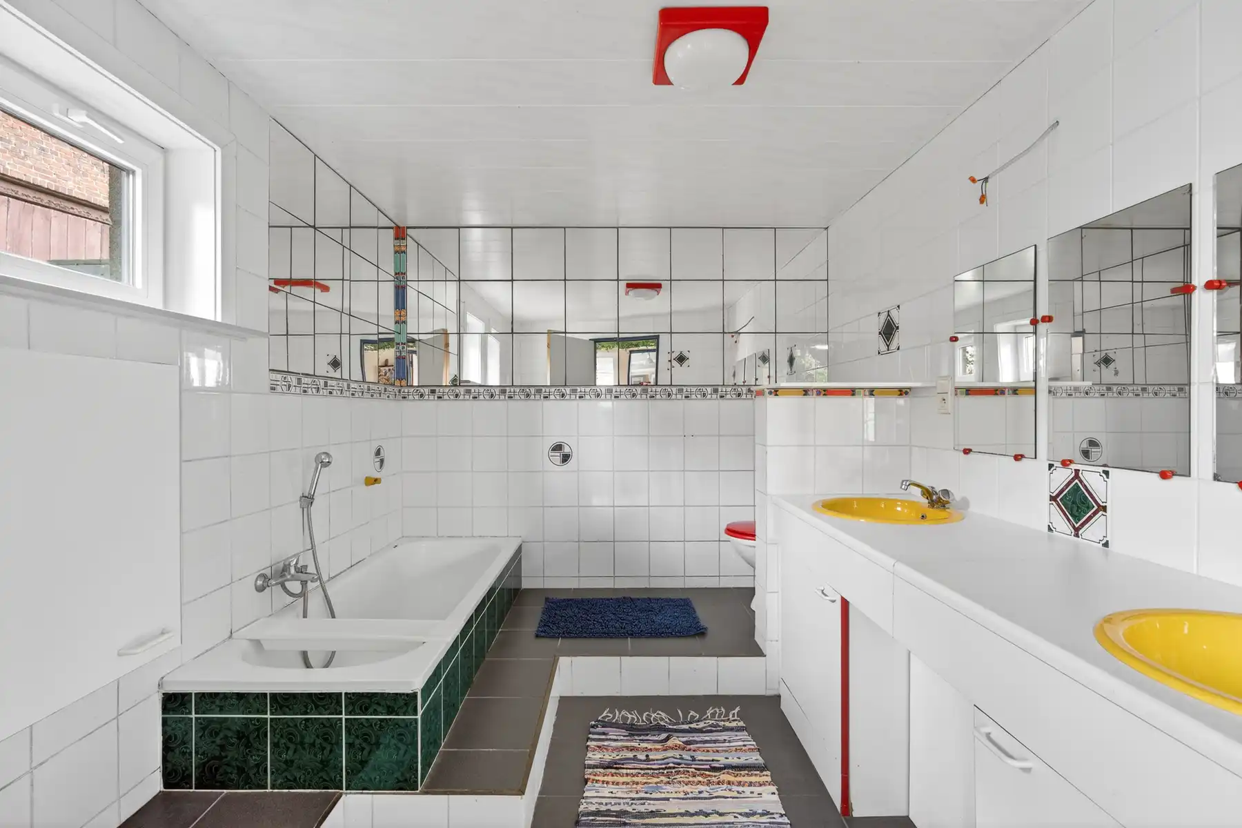 Ruime bel-étage met 4 slaapkamers en groen uitzicht foto 5