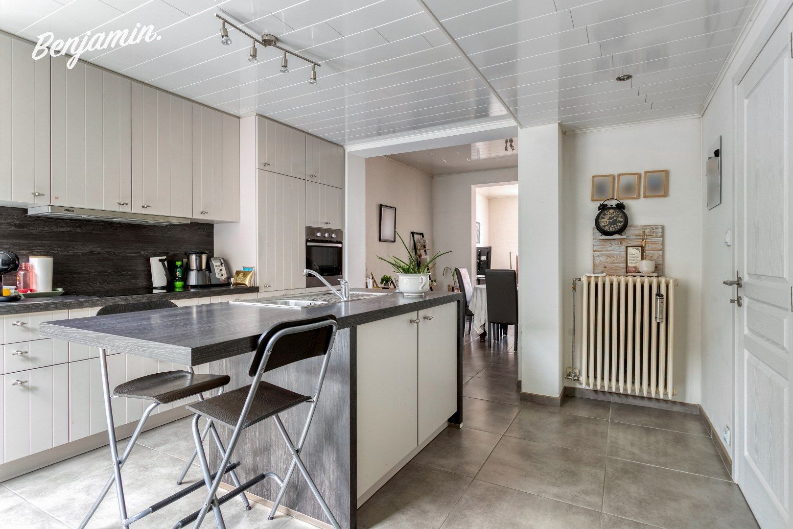 Instapklaar gelijkvloers appartement met garage en zonnige tuin in Dadizele foto 9