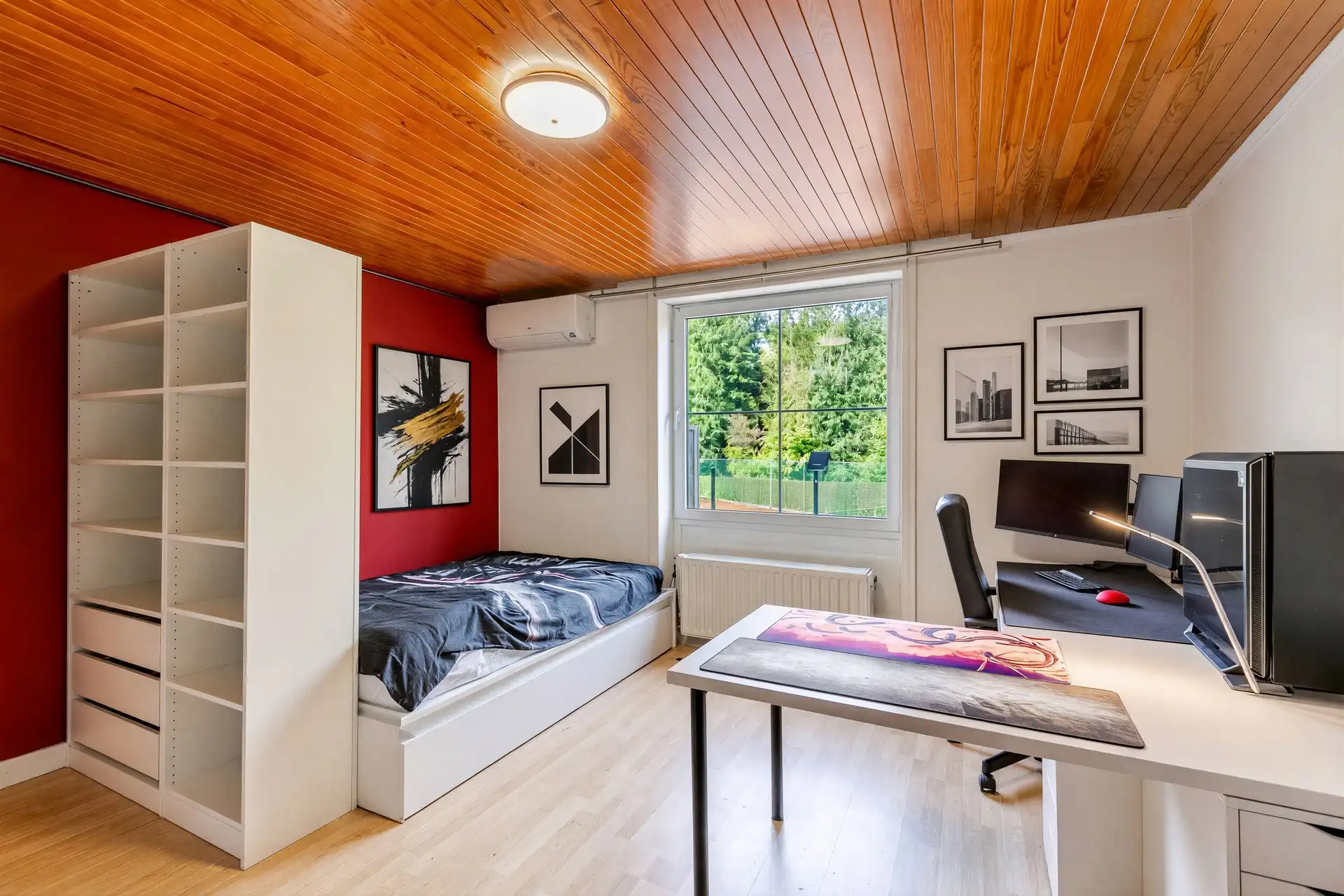 Exclusieve woning met 5 slaapkamers, tennisplein, poolhouse en ruime tuin foto 29