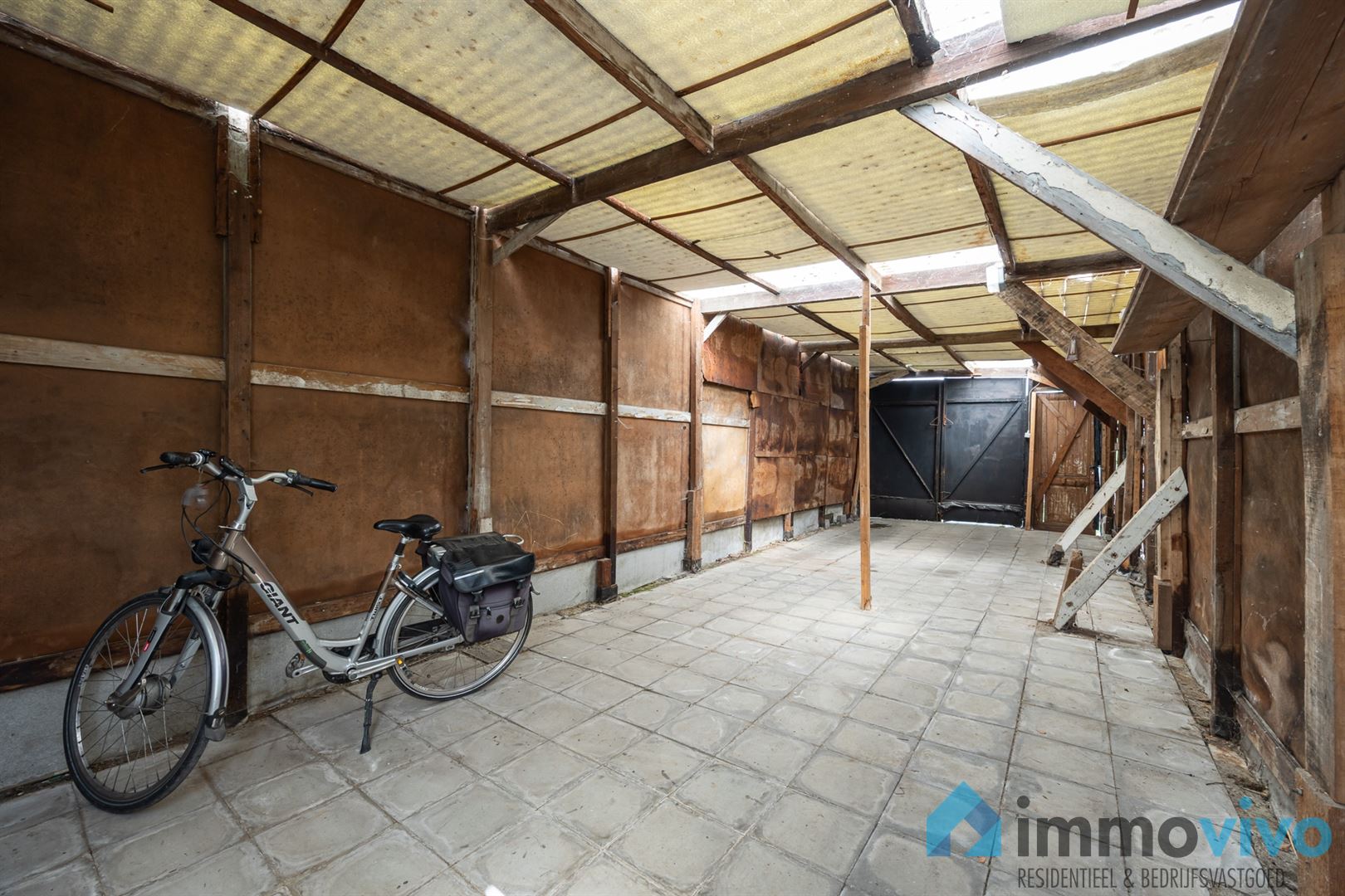 Op te frissen woning met potentieel – 3 slaapkamers, zolder met uitbreidingsmogelijkheden, ruime tuin & garage! foto 22