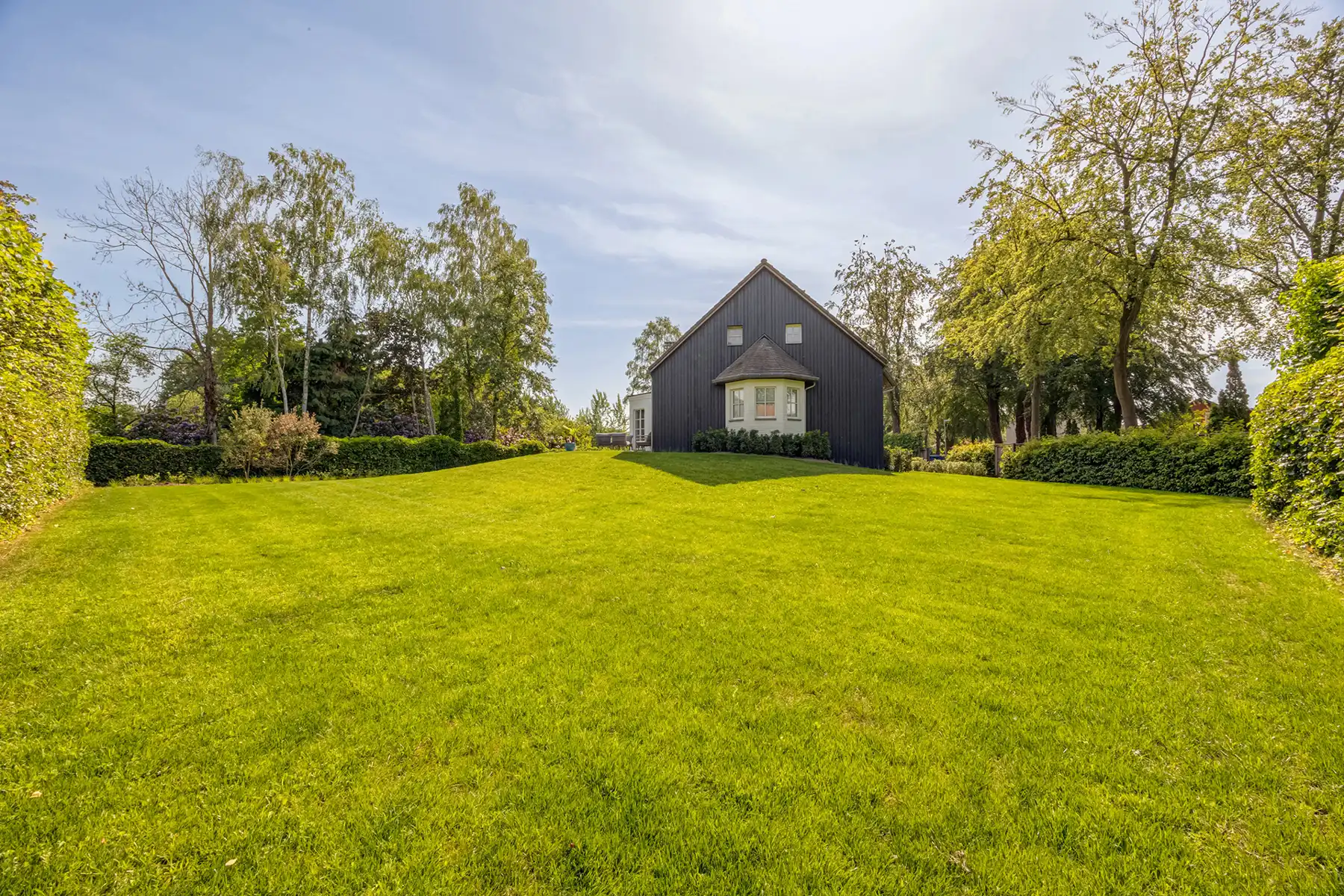 TIJDLOZE VILLA OP DE GRENS MET SCHILDE foto 19