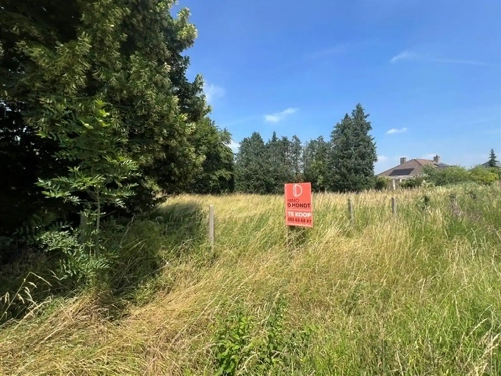 Bouwgrond op 2091 m2 foto {{pictureIndex}}