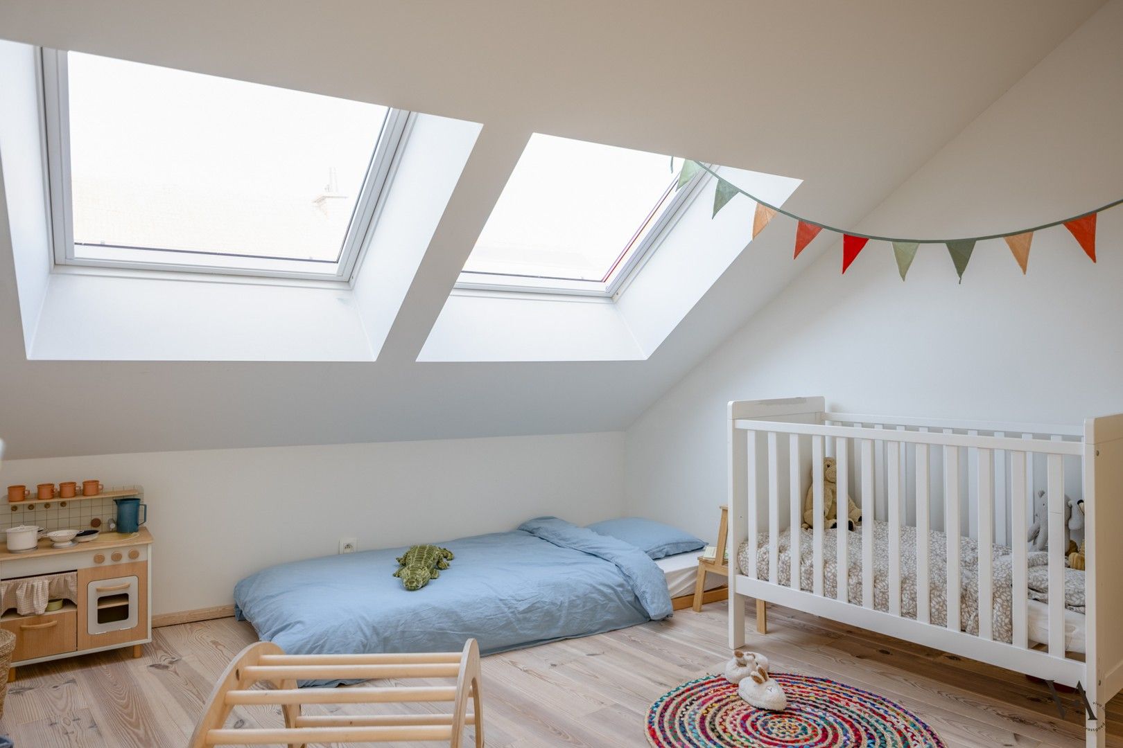 Prachtig gerenoveerde gezinswoning met grote tuin foto 12