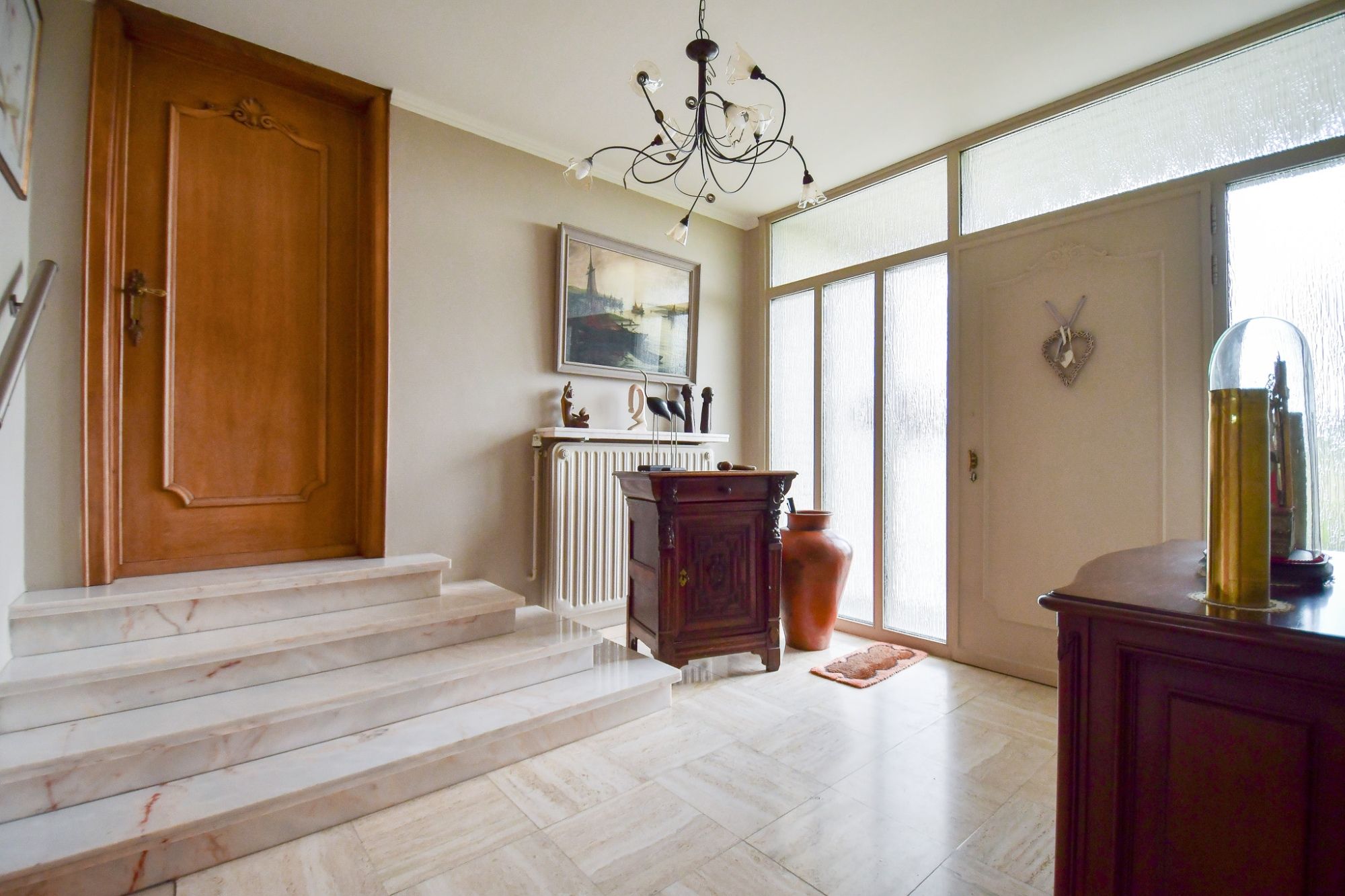 Goed onderhouden statige woning op een perceel van 970m² foto 12