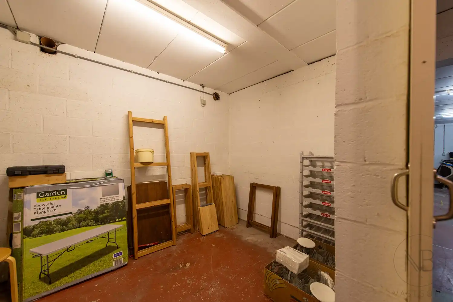 Moderne villa  met zwembad op toplocatie in Genk - instapklaar en future-proof foto 36