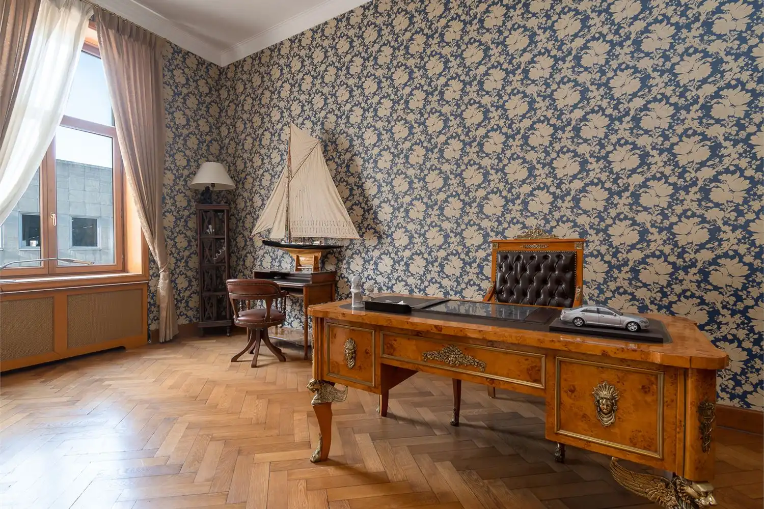Riant appartement (220m²) met fantastische originele elementen in Residence Maritime met giga terras (35m²) en optionele parking op toplocatie aan de Meir/Handelsbeurs in hartje Antwerpen foto 15