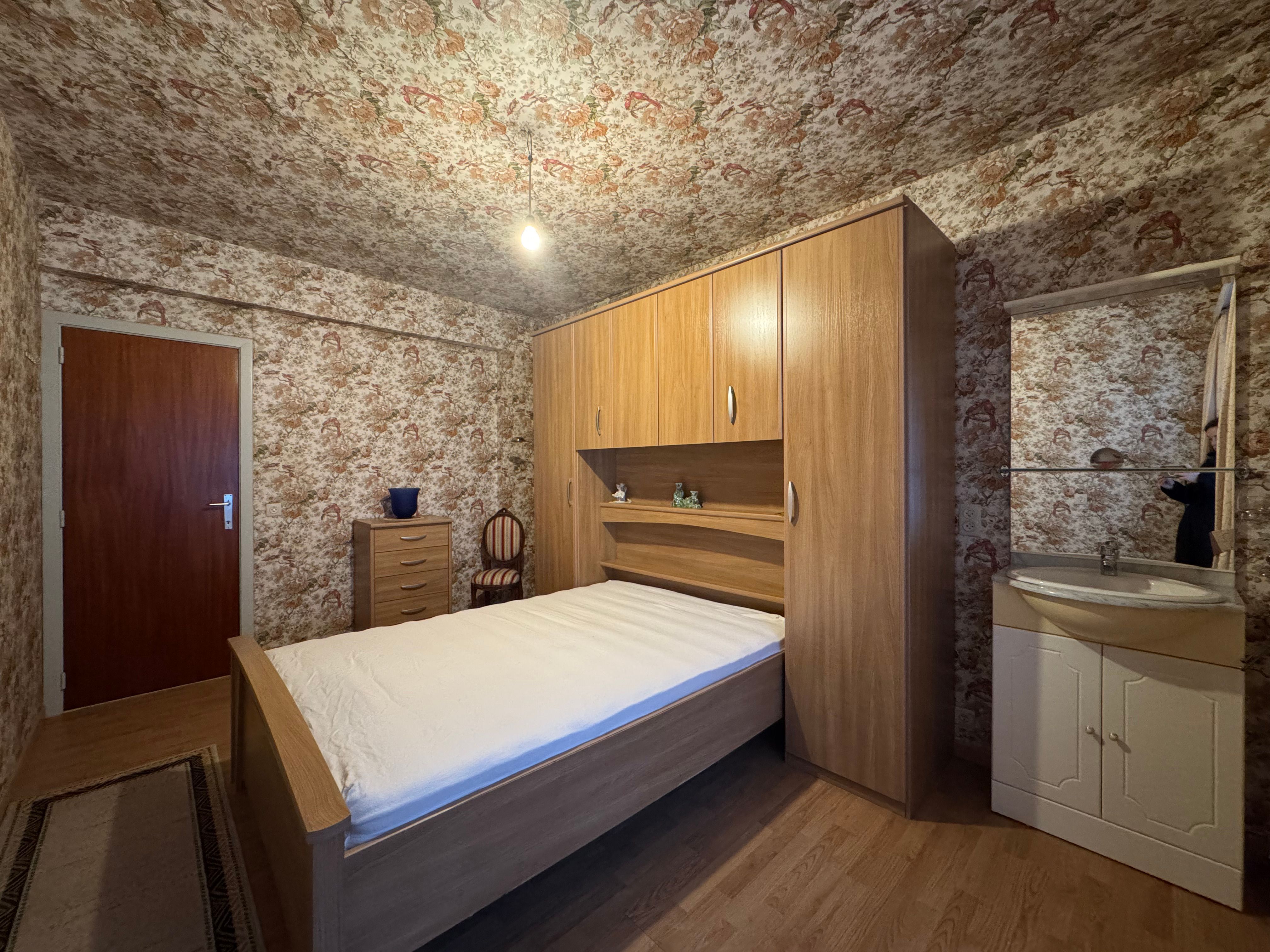 Goed onderhouden 3-slaapkamer appartement met terras foto 10