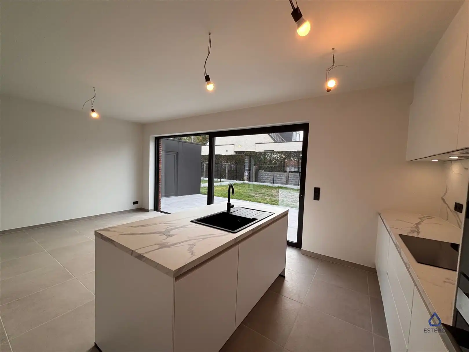Stijlvol wonen in een energiezuinige nieuwbouwwoning foto 8