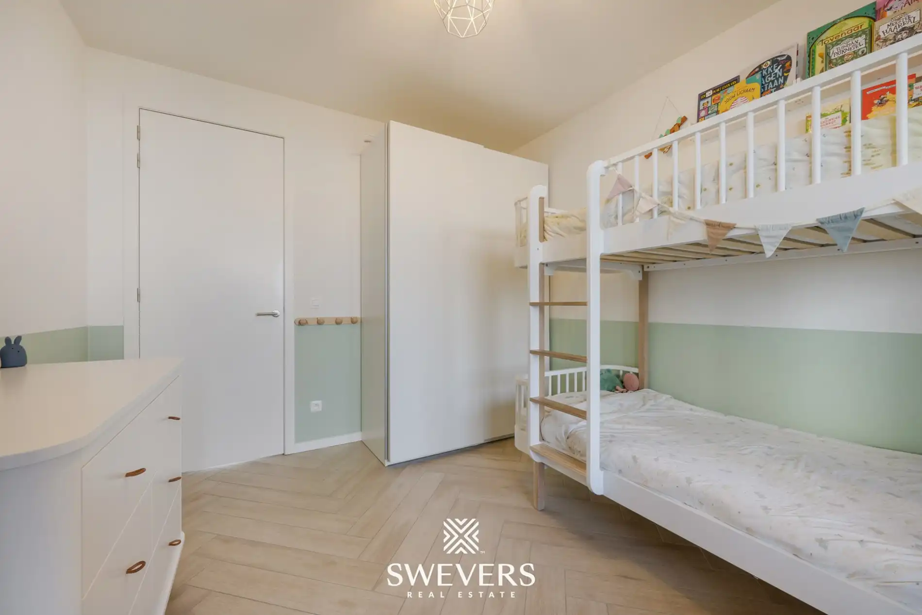 Uniek penthouse (168m²) met 3 slpk en een fantastisch uitzicht in centrum Hasselt foto 22
