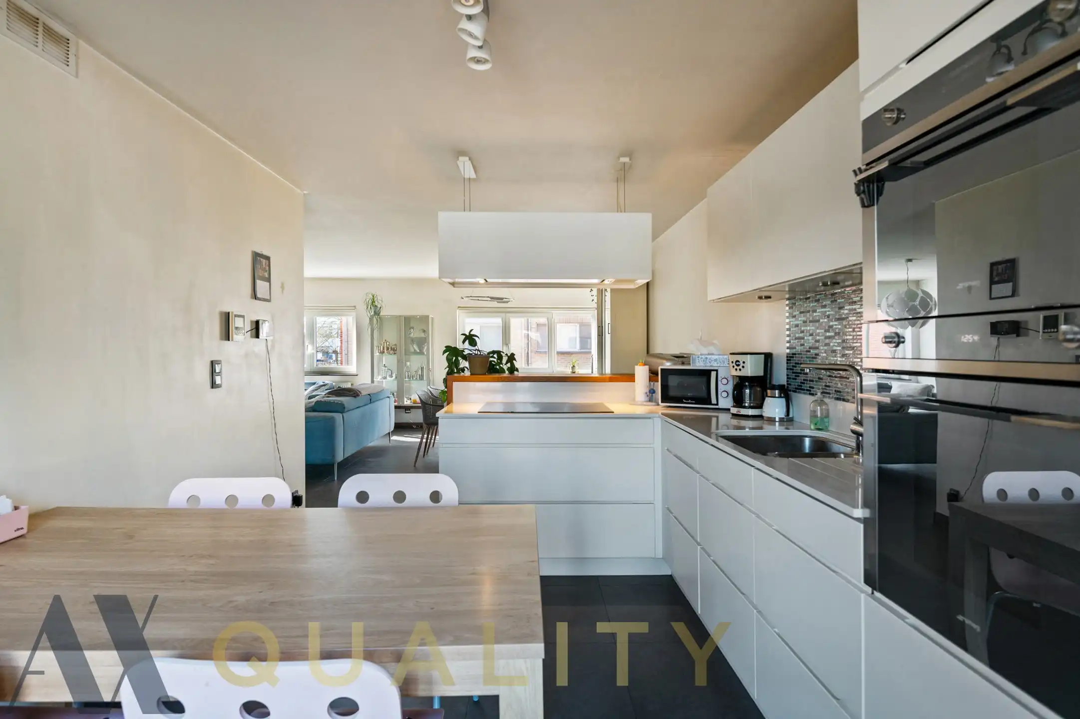 Instapklare Bel-Etage woning met 3 slpk., grote gar. en terras (Moglh. tot 4e kamer op de zolder) foto 8