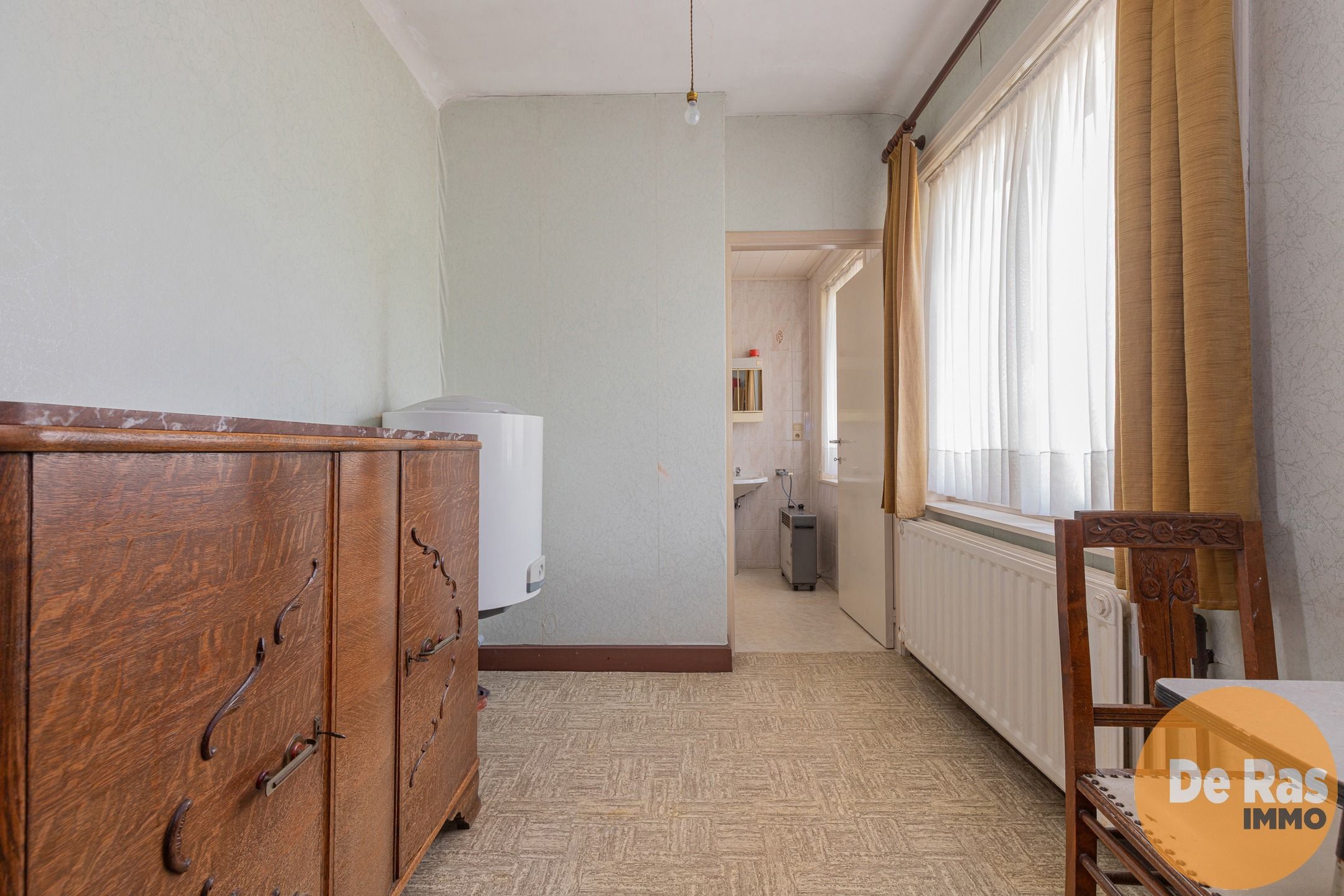 BURST - Te renoveren woning met tal van mogelijkheden foto 15