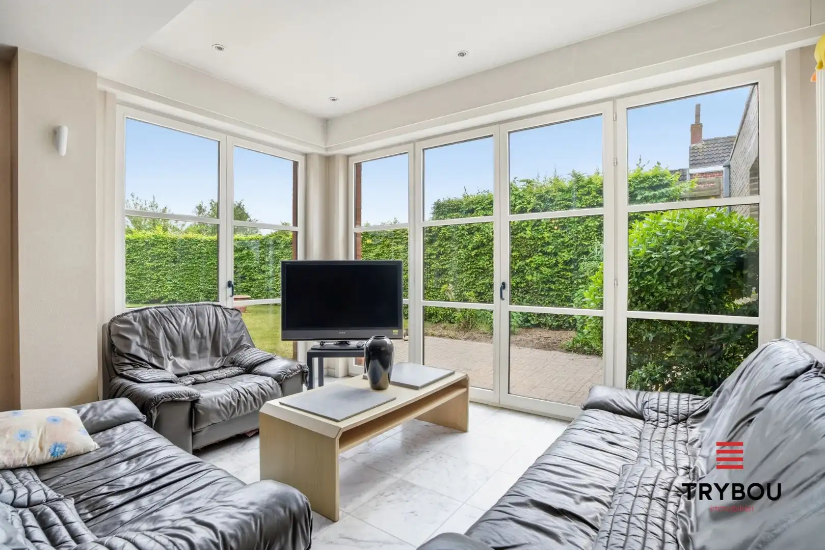 Alleenstaande woning met handelsruimte!  foto 7