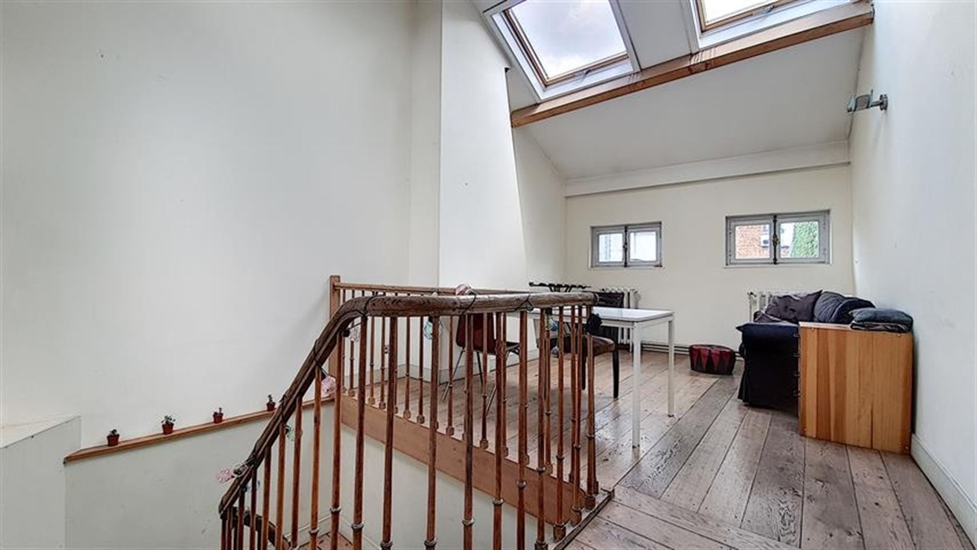 BRUSSEL / In historische Zavel wijk - Prachtig triplex appartement met 3 slaapkamers foto 4