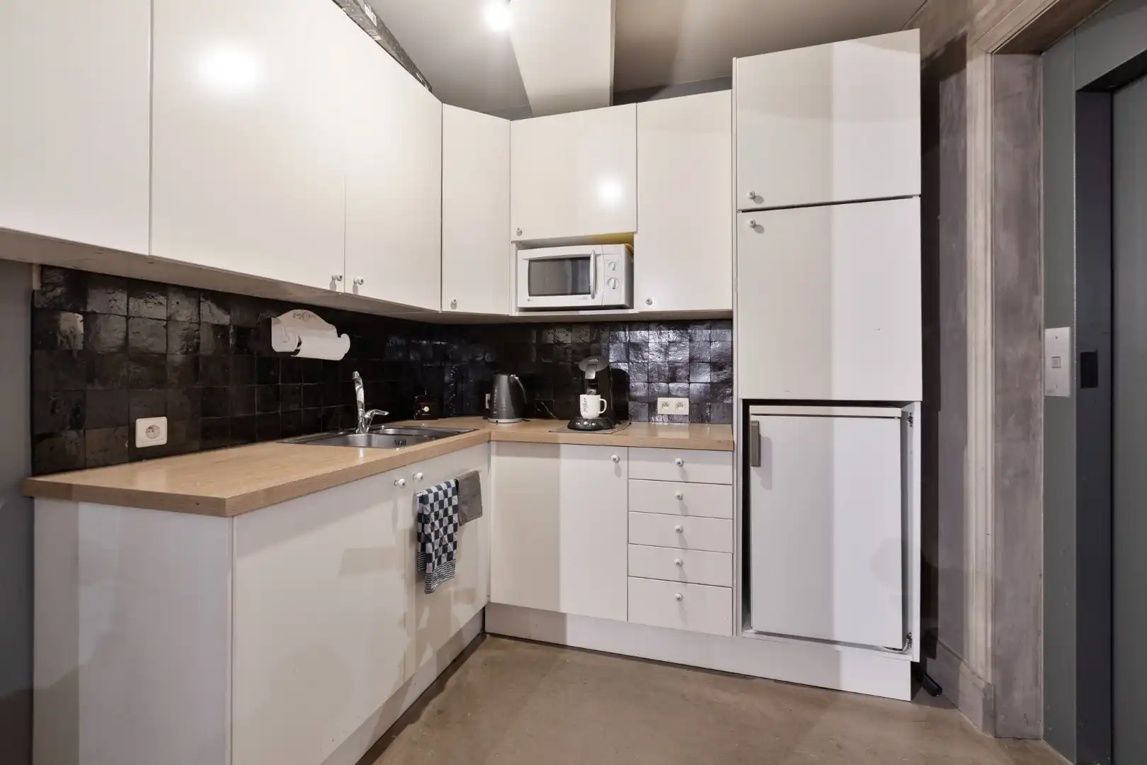 Multifunctionele handelsruimte op een gunstige locatie in Mol-Centrum. foto 18