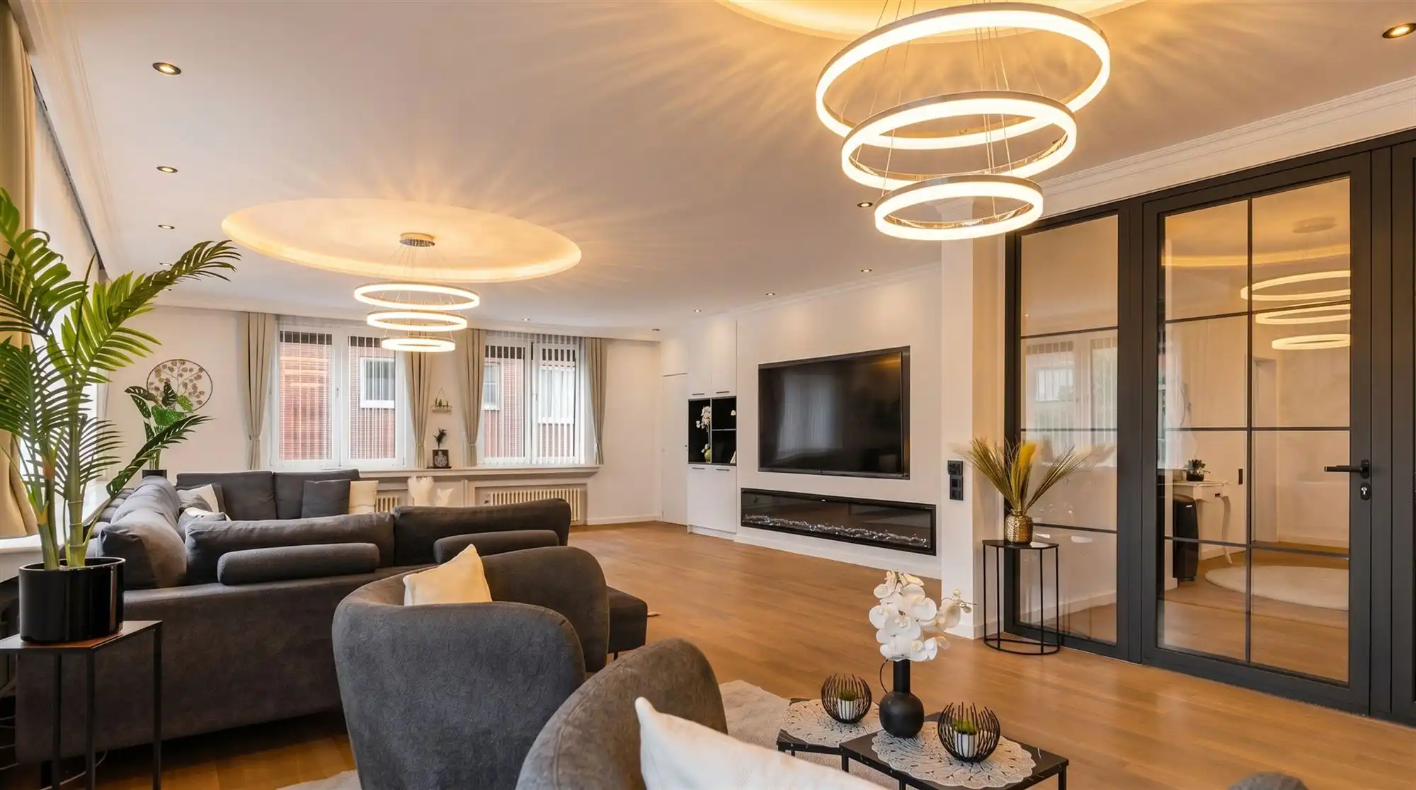 Prestigieuze woning met gelijkvloerse kangoeroewoning. foto 5