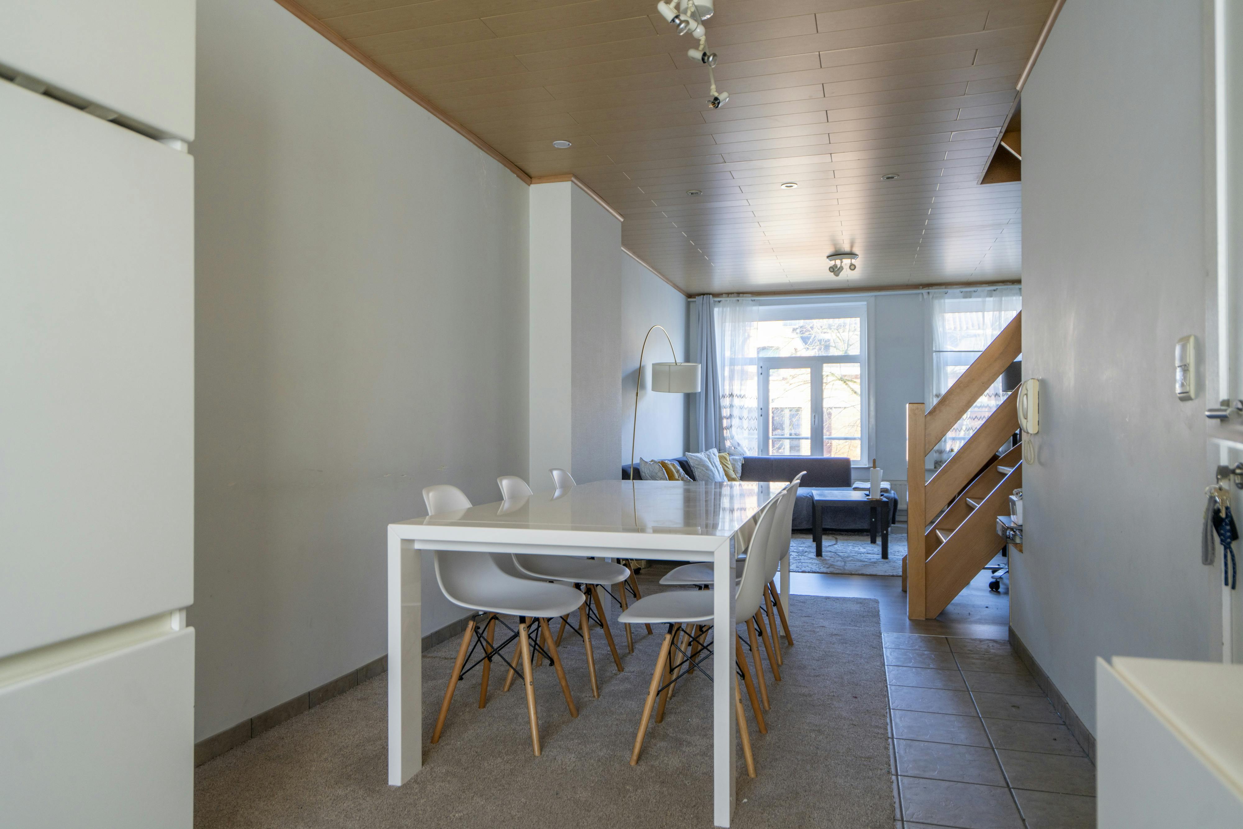 Opbrengsteigendom met twee appartementen te koop in Kortrijk foto 30