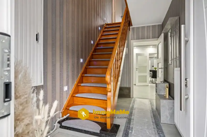 HUIS TE KOOP MET GROTE TUIN IN CENTRUM SINT-KRUIS-WINKEL foto 12