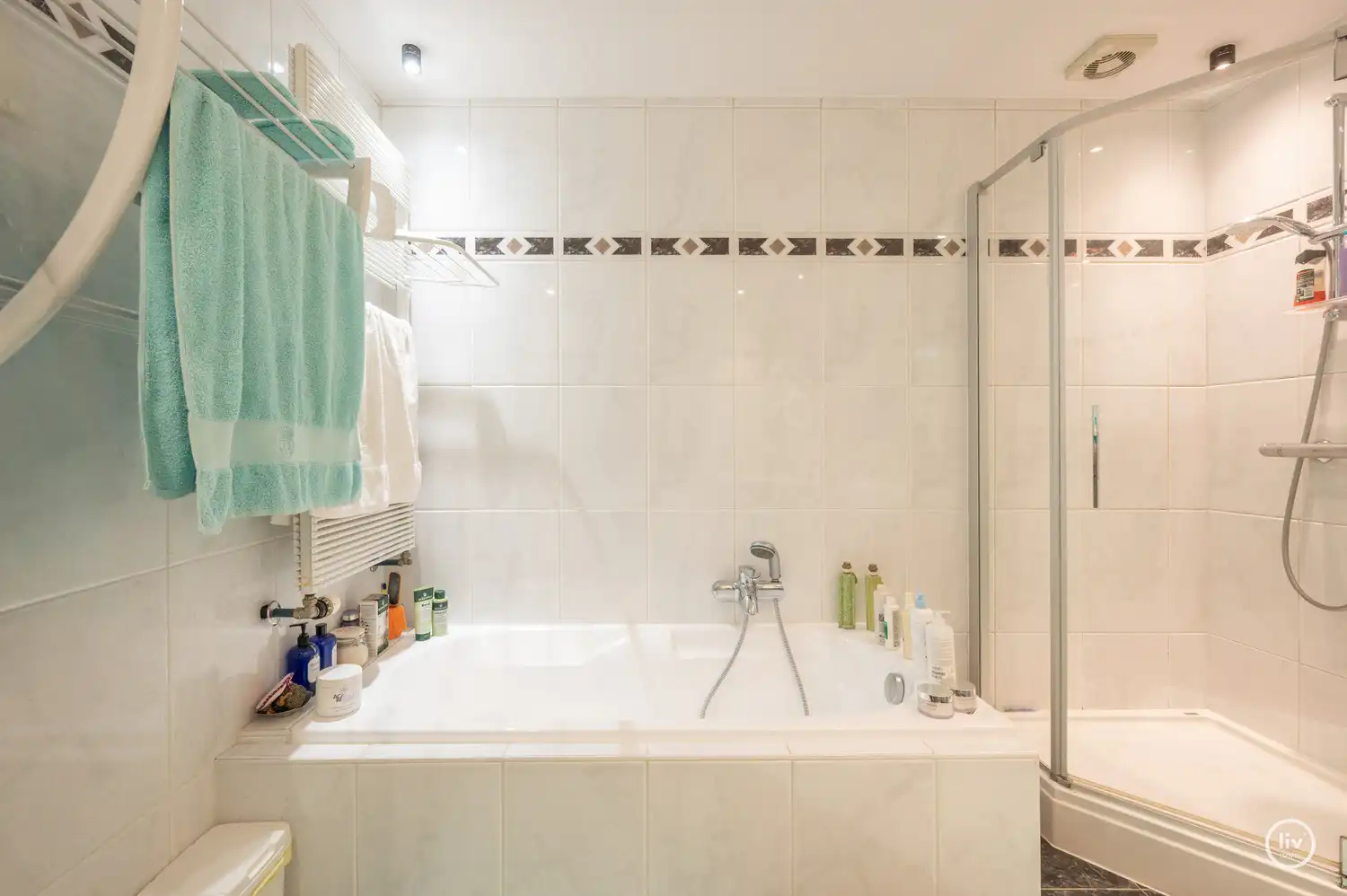 Ruime verzorgde bel-étage woning in het hartje van Oud-Knokke foto 22