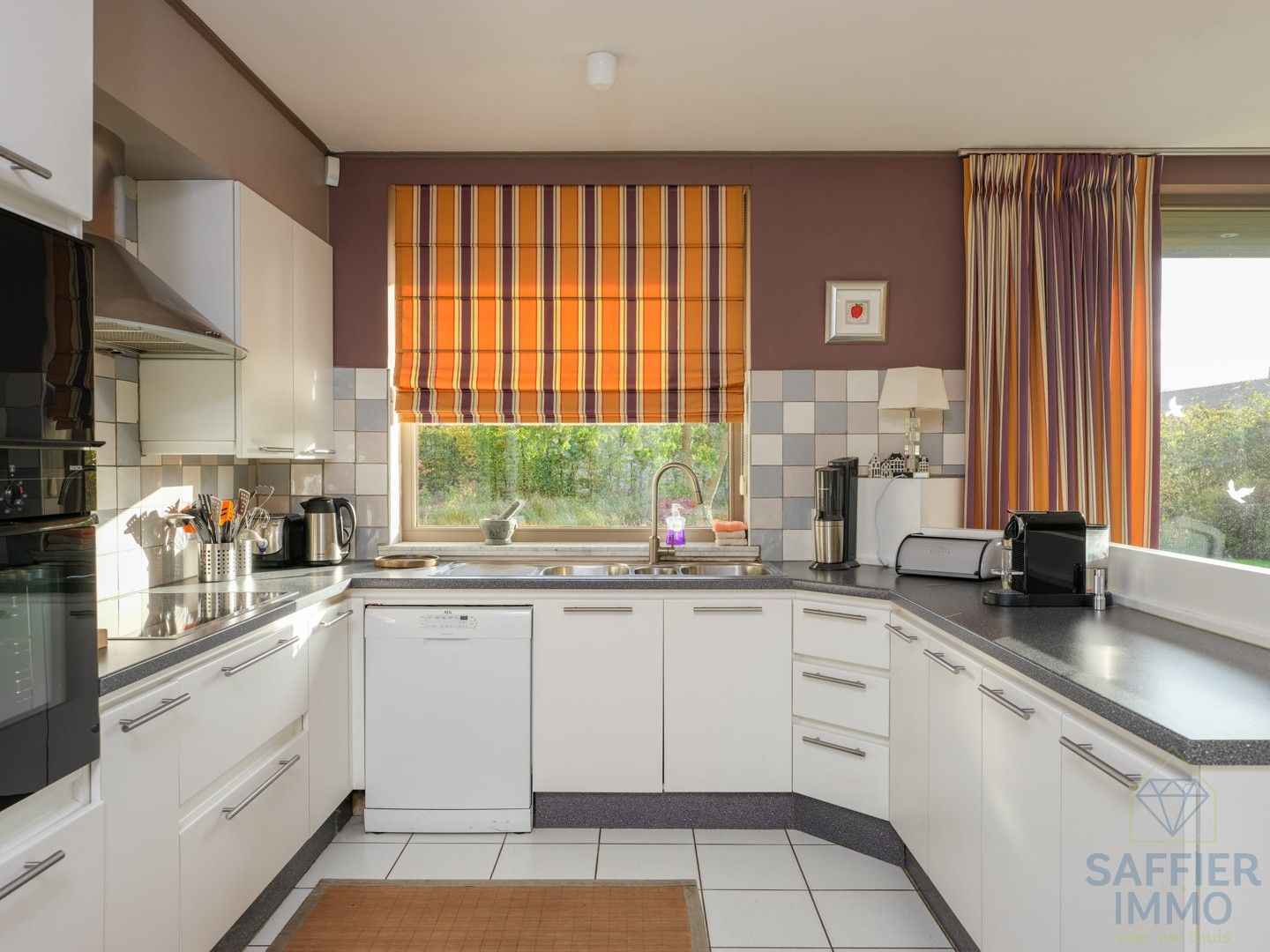 Ruim gebouw in amabachtzone met uitbreidingsmogelijkheden foto 16