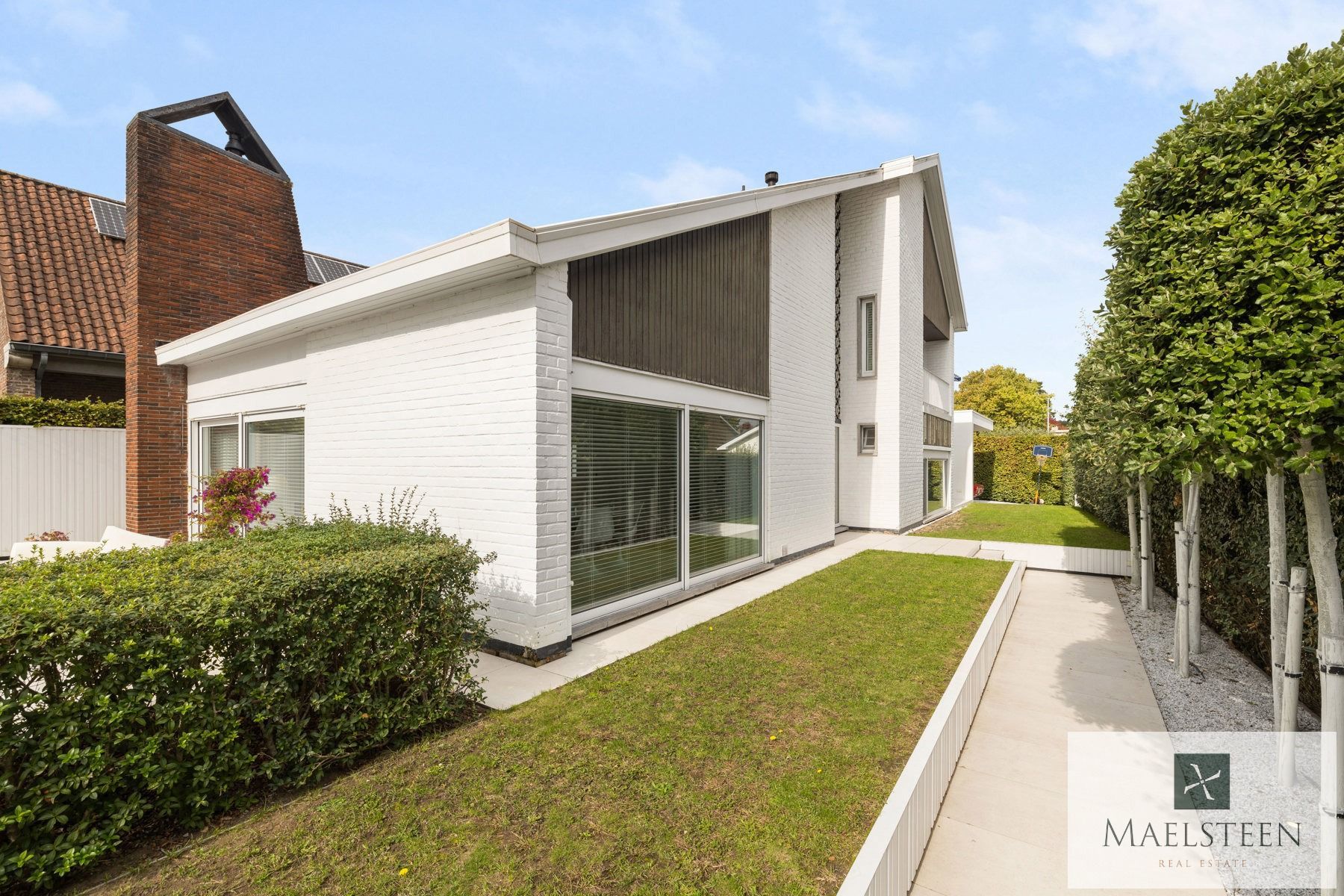 Instapklare en kwalitatieve woning te Sint-Andries Brugge foto {{pictureIndex}}