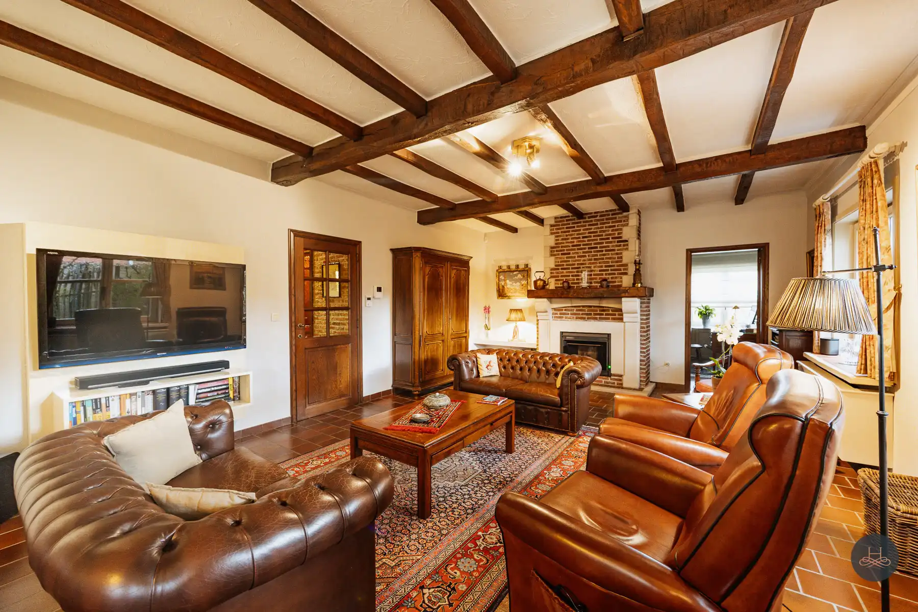 Karaktervolle en instapklare open bebouwing op toplocatie foto 6