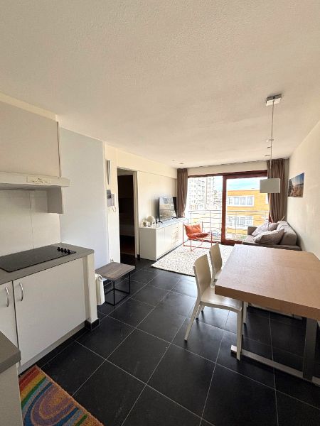 Appartement met 2 slaapkamers te huur op jaarbasis foto {{pictureIndex}}