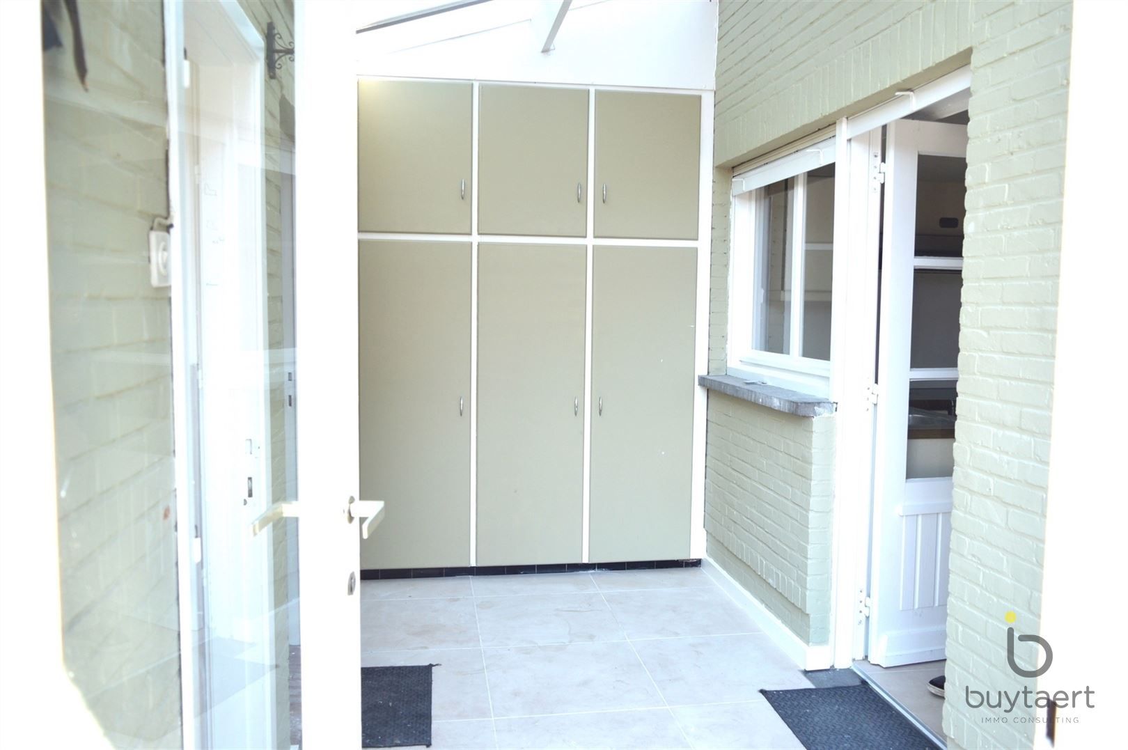 Gerenoveerde woning met tuin te Nieuwmoer! foto 8