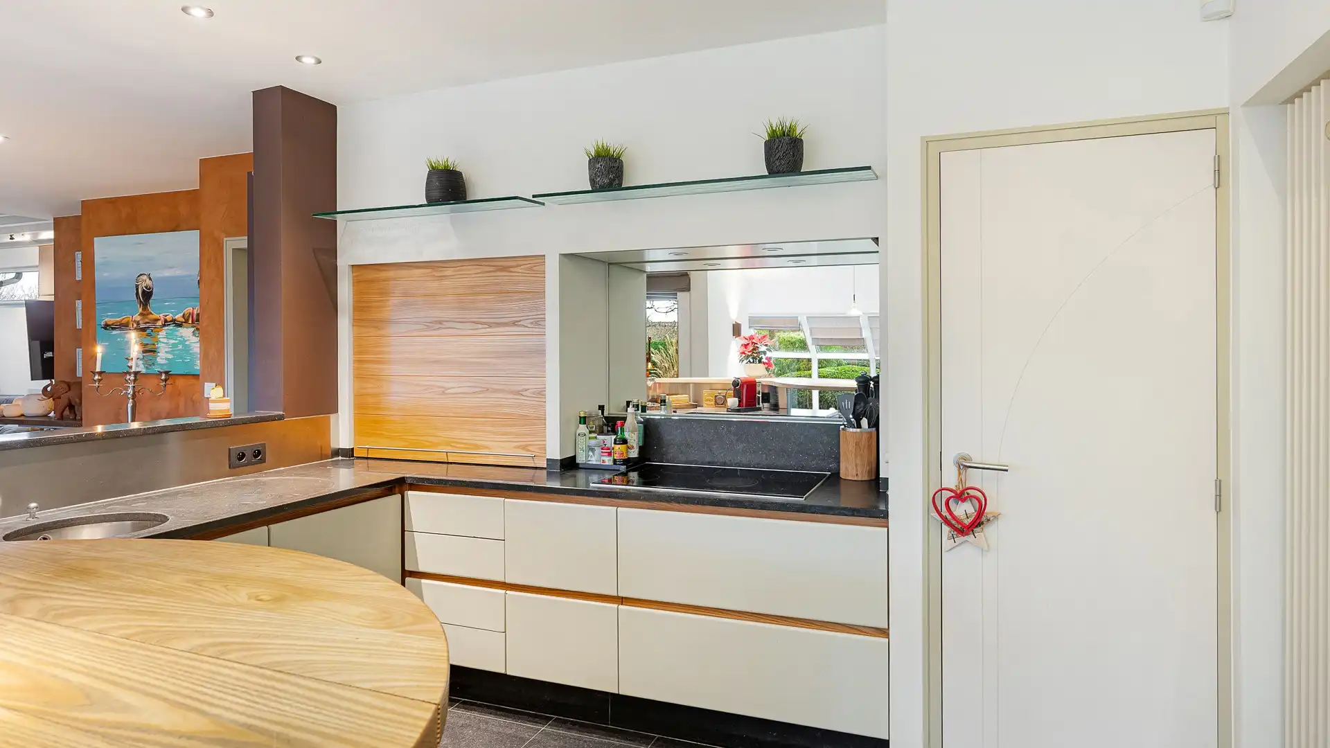 Alleenstaande villa rustig gelegen vlakbij Knokke Centrum foto 11