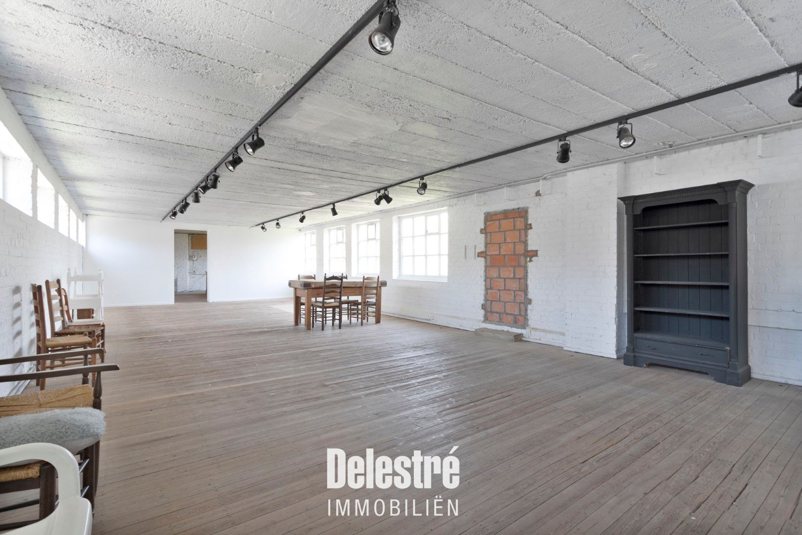 ** IN OPTIE ** LOFTVIBES 750 M2 LEO DE BETHUNELAAN.  foto 11
